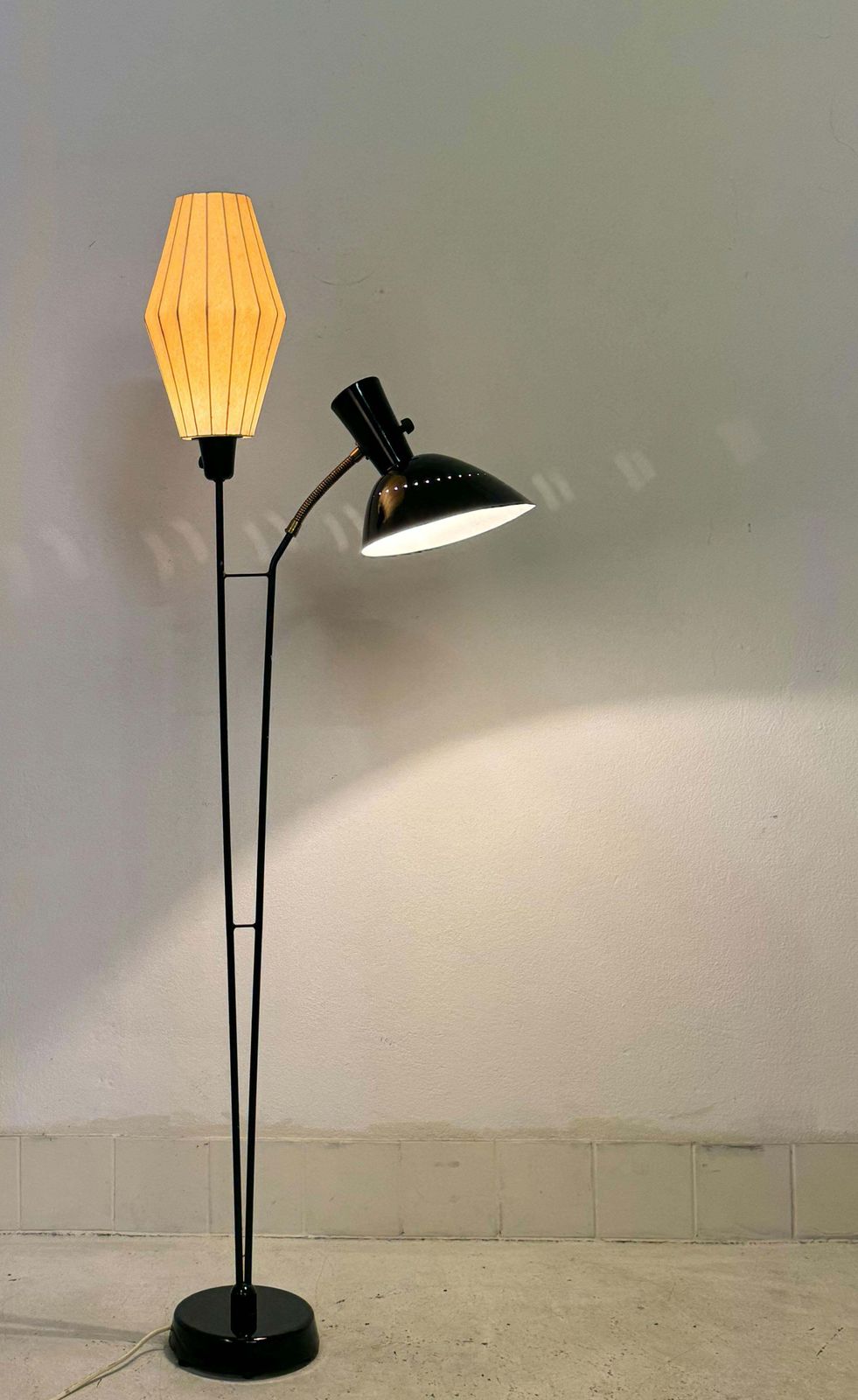 photo furniture Rare Floor Lamp By Hans Bergström For Ateljé Lyktan From The 1950s