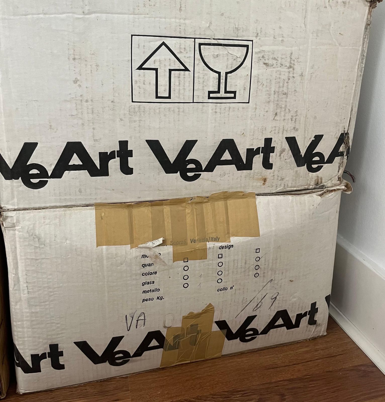 photo vinterior Large Italian Mid Century Large Pair Of White Glass Flush Mounts By Veart, 1970s