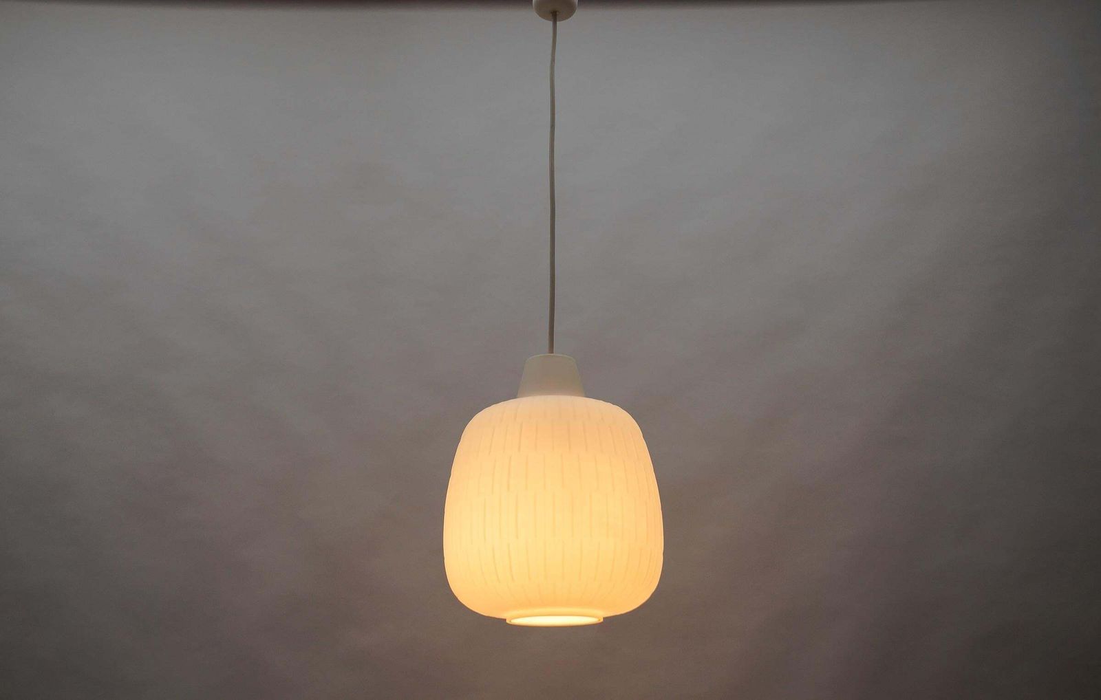 Opaline Glass Lamp "Bergamo" By Aloys F. Gangkofner For Peill & Putzler, 1960s photo 637.0
