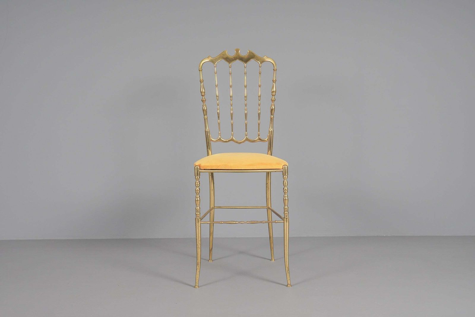 Set Of Four Chiavari Chairs, 1960s, Italy photo buy