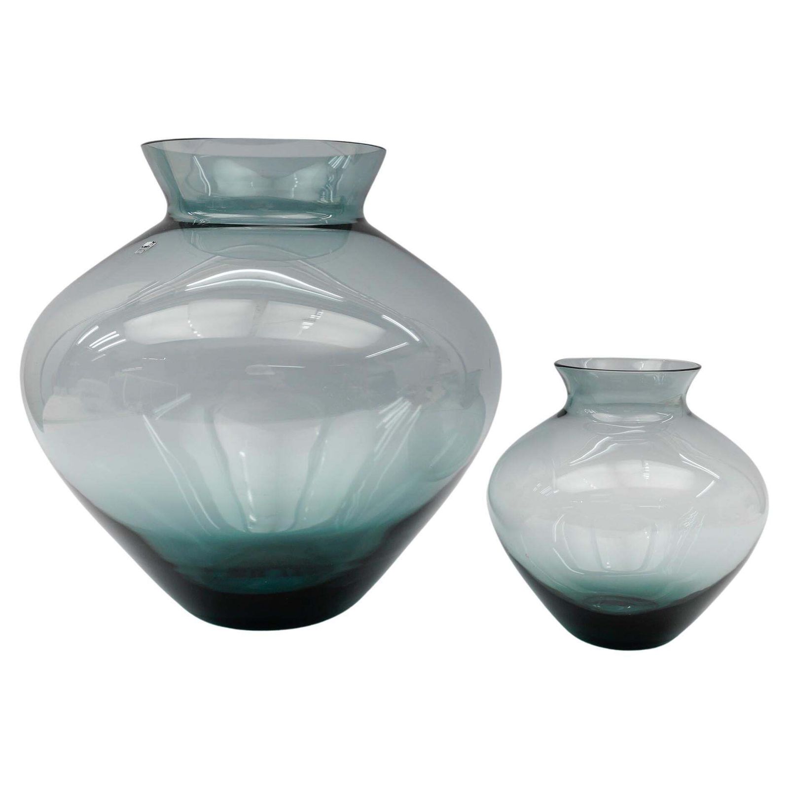 2er Set Herzvasen Turmalin Blau Von Wilhelm Wagenfeld Für Wmf, 1960er
