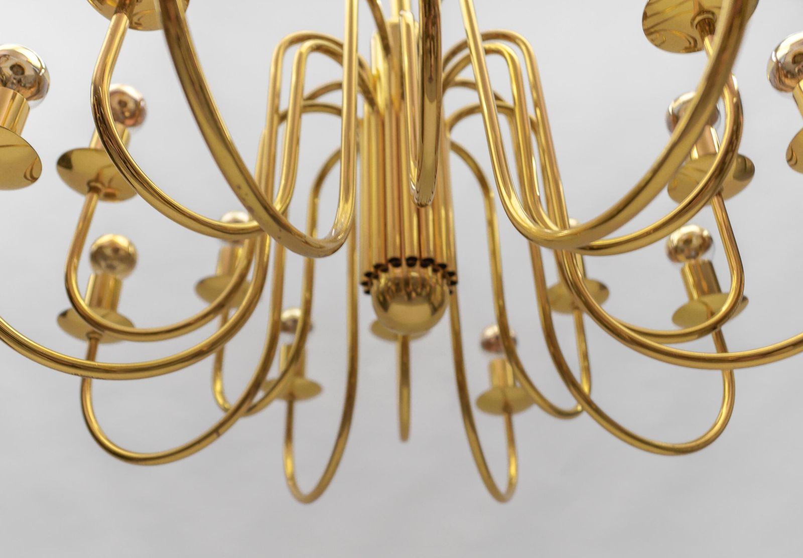 photo vinterior Lovely Elegant Mid Century Modern Brass Chandelier Lamp, Italy 1970s
