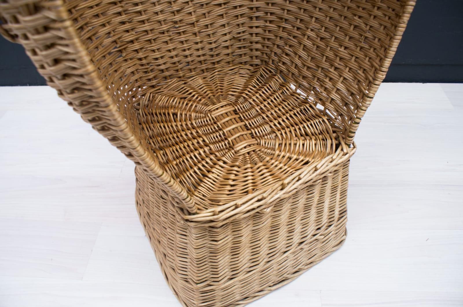 photo vinterior Large Italian Rattan Pool Or Beach Armchair, 1970s