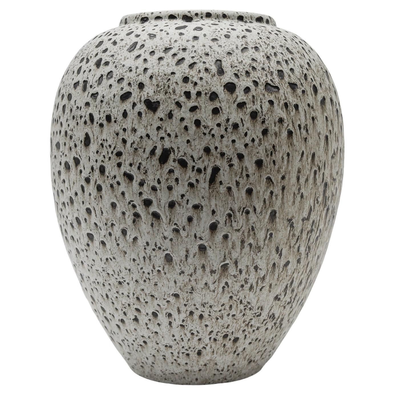 Lovely White & Black Studio Ceramic Vase By Wilhelm & Elly Kuch, 1960s, Germany