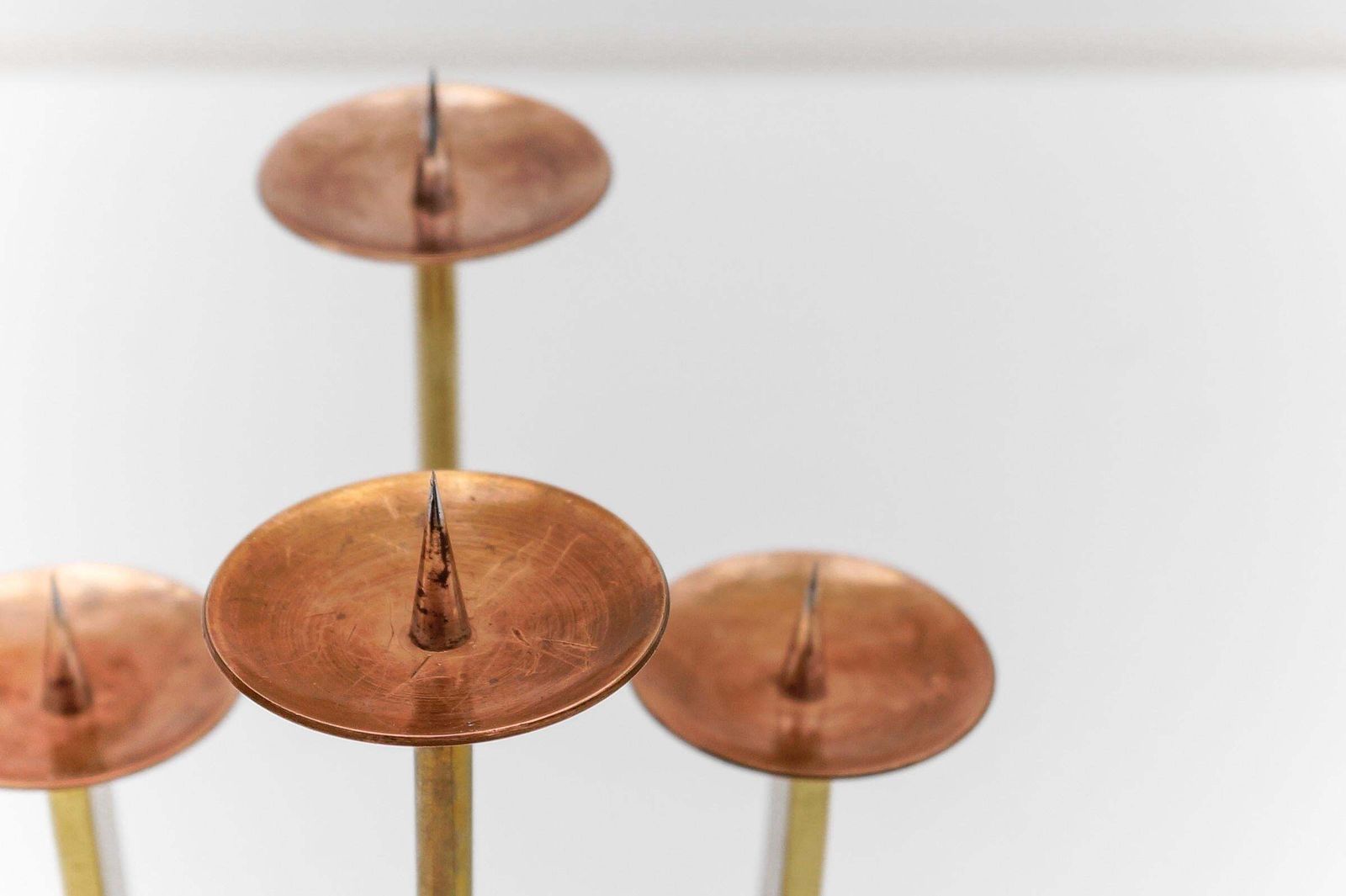photo vinterior Artist Brutalist Candleholder Made In Brass And Copper, 1960s Austria