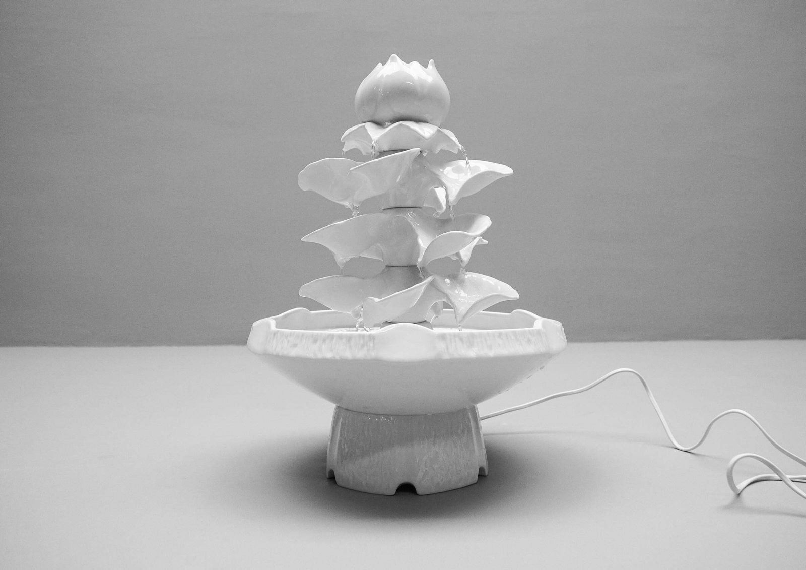 Awesome Electrical Porcelain Room Fountain, 1960s Italy photo for sale