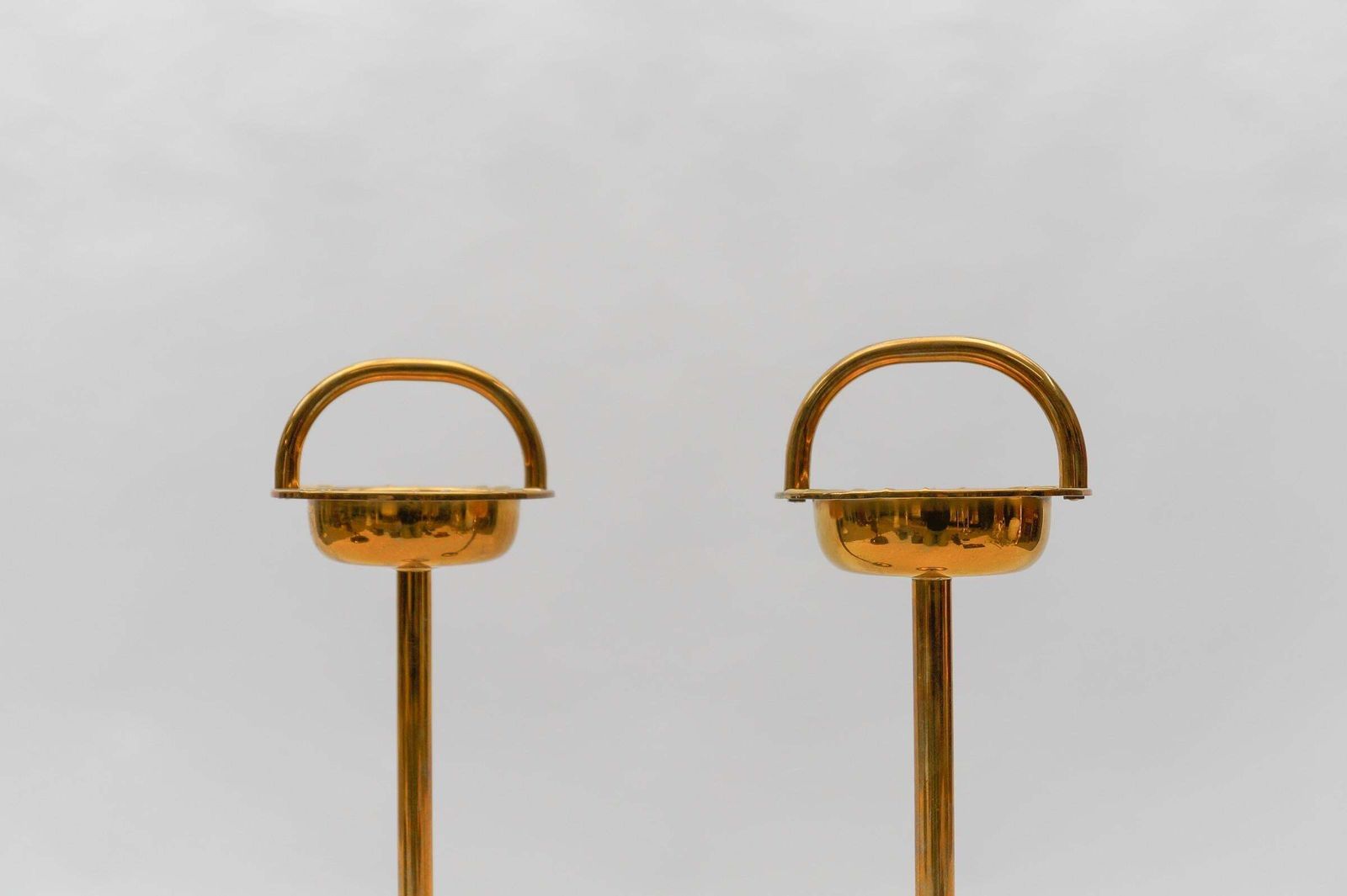 637.0 Ashtray Stand In The Manner Of Carl Auböck In Brass, 1950s photo