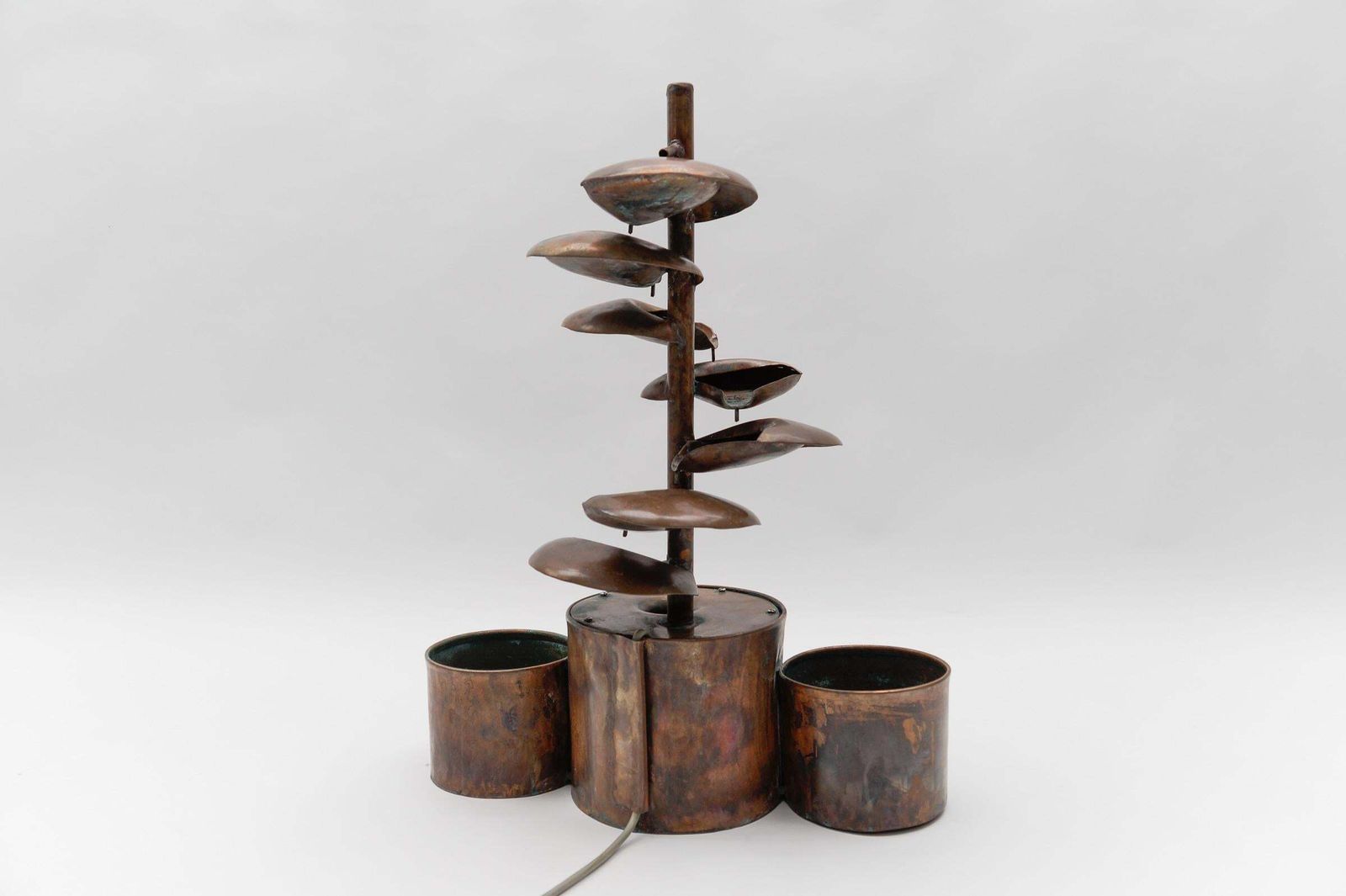 Awesome Electrical Handmade Copper Indoor Fountain With Two Flower, 1960s Italy photo vinterior