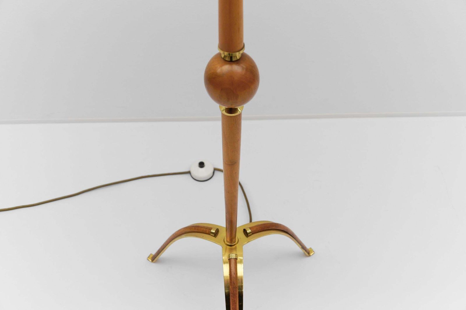 photo furniture Awesome Tripod Cherry Wood And Brass Floor Lamp, 1950s