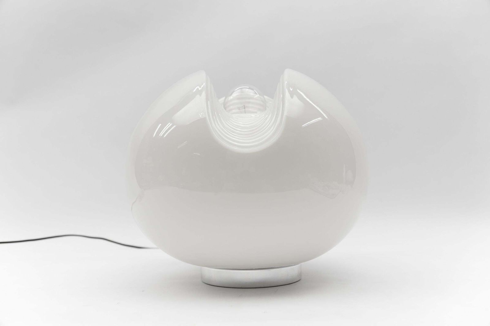 Large Opaline Glass Table Lamp "Wave" By Koch Und Lowy Für Peill & Putzler, 1960 photo furniture