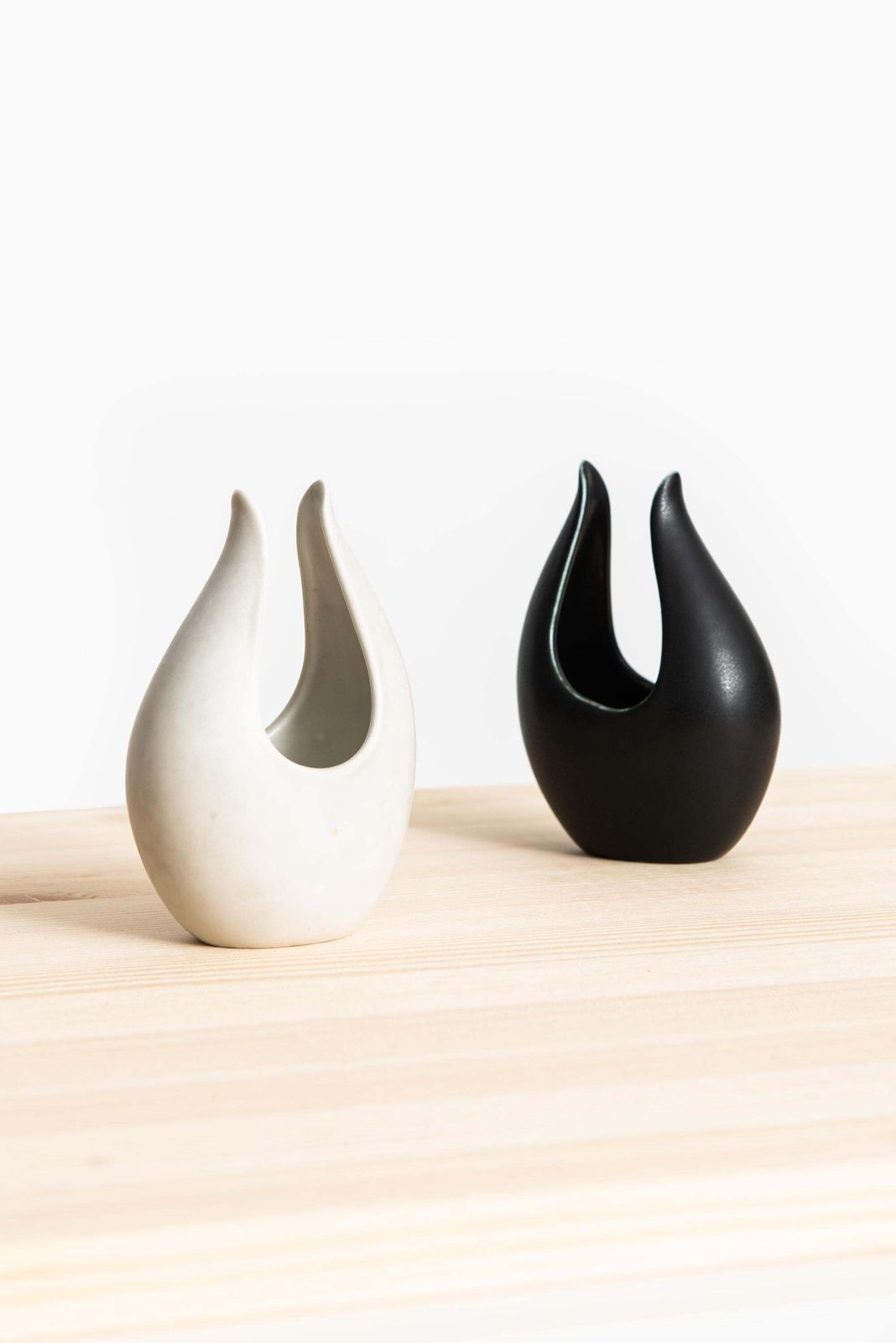 Gunnar Nylund Ceramic Vases Model Caolina By Rörstrand In Sweden photo furniture