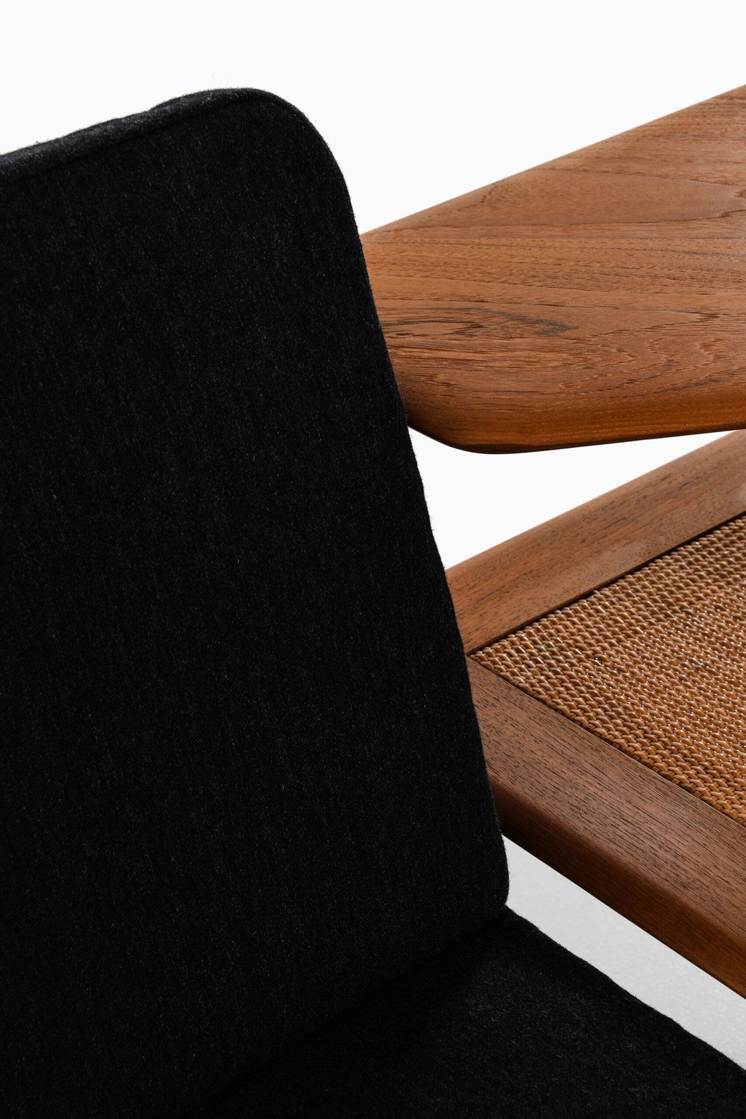 photo for sale Peter Hvidt & Orla Mølgaard Nielsen Sofa Model Minerva By France & Daverkosen