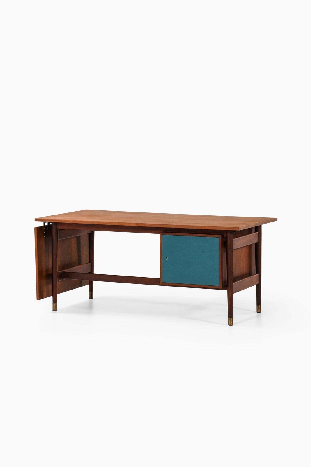 8069.0 Desk In The Style Of Finn Juhl & Arne Vodder Produced In Denmark photo