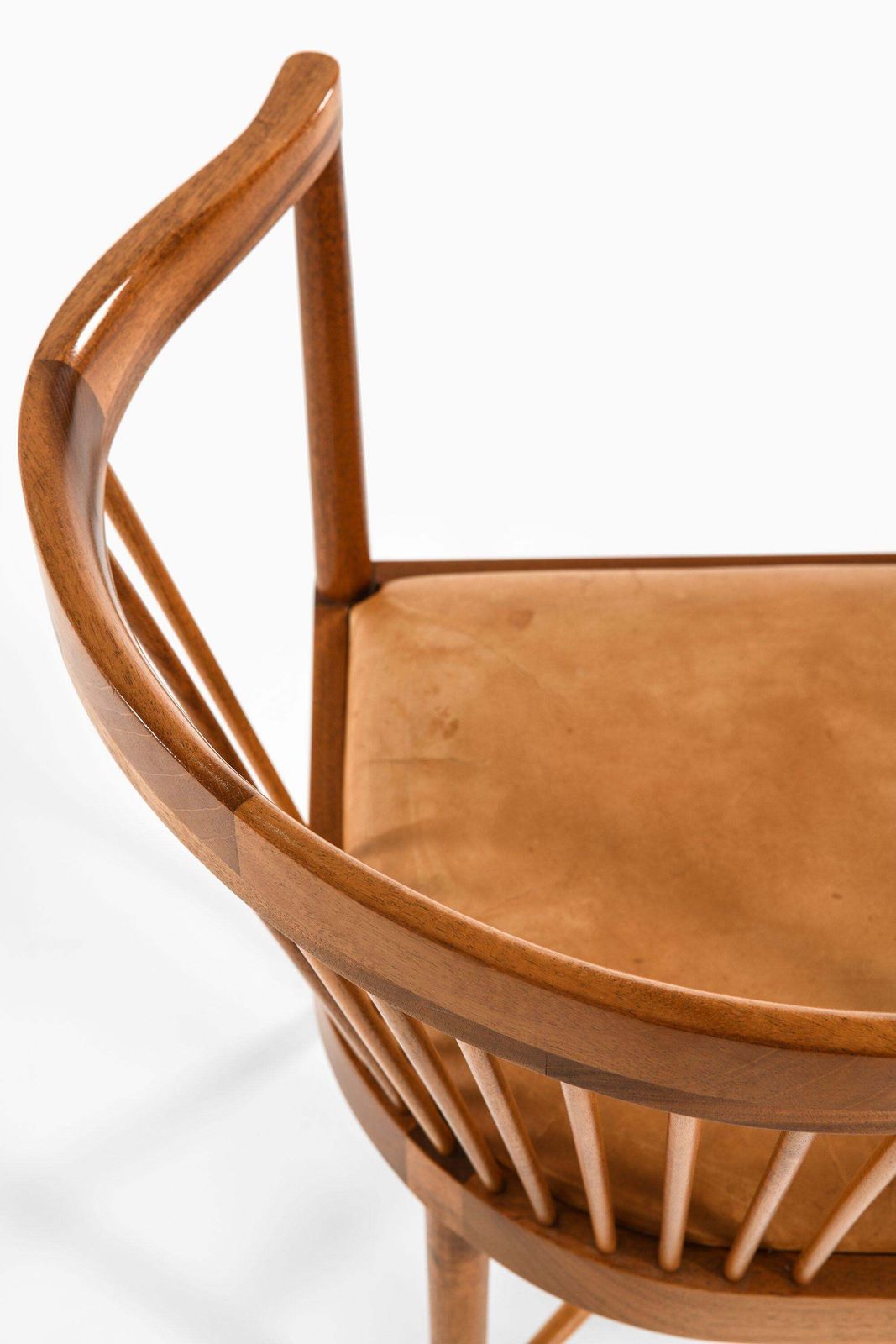 photo furniture Set Of 8 Dining Chairs In Mahogany And Leather By Børge Mogensen, 1944