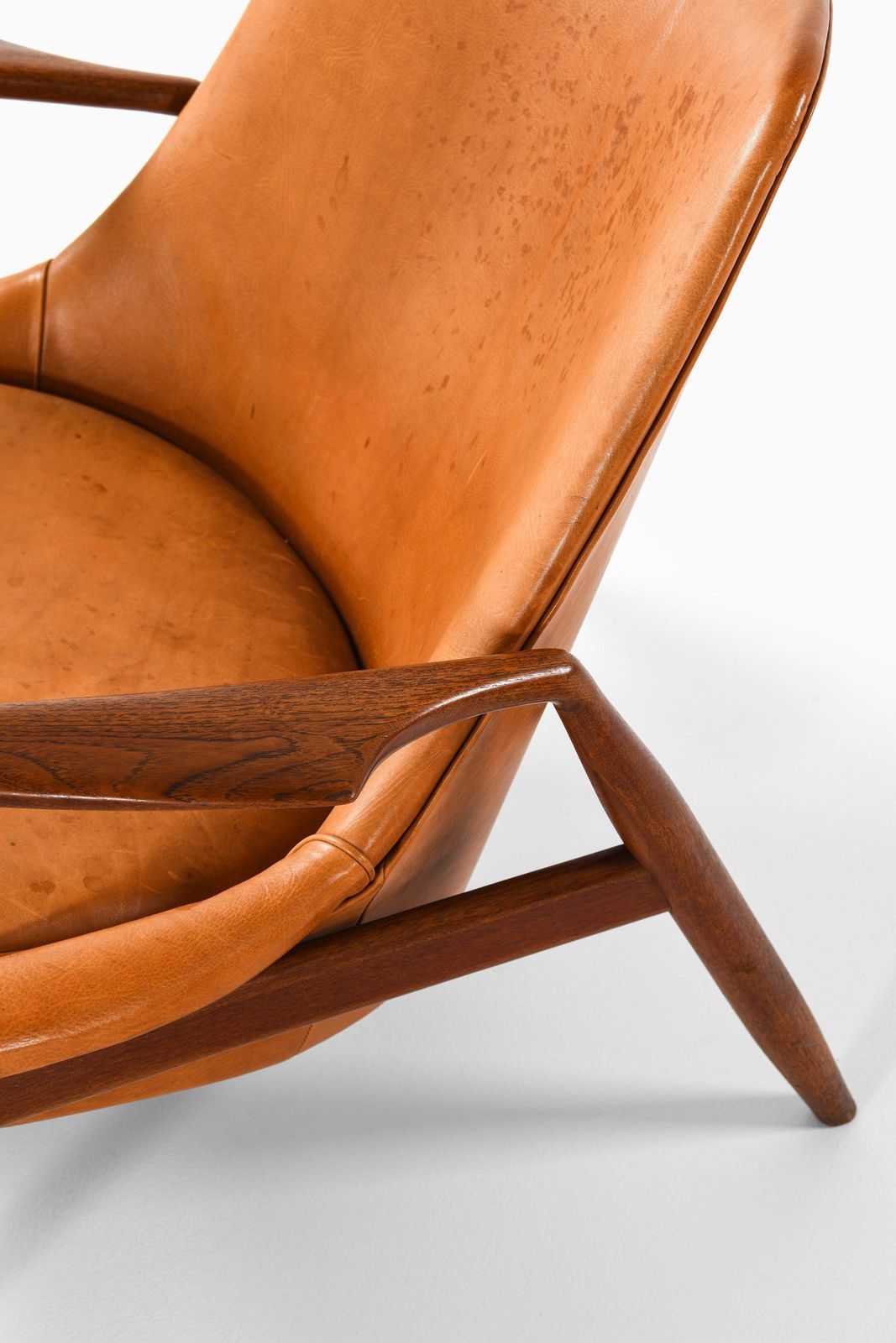 Pair Of Easy Chairs In Teak And Leather By Ib Kofod Larsen, 1950s photo vintage
