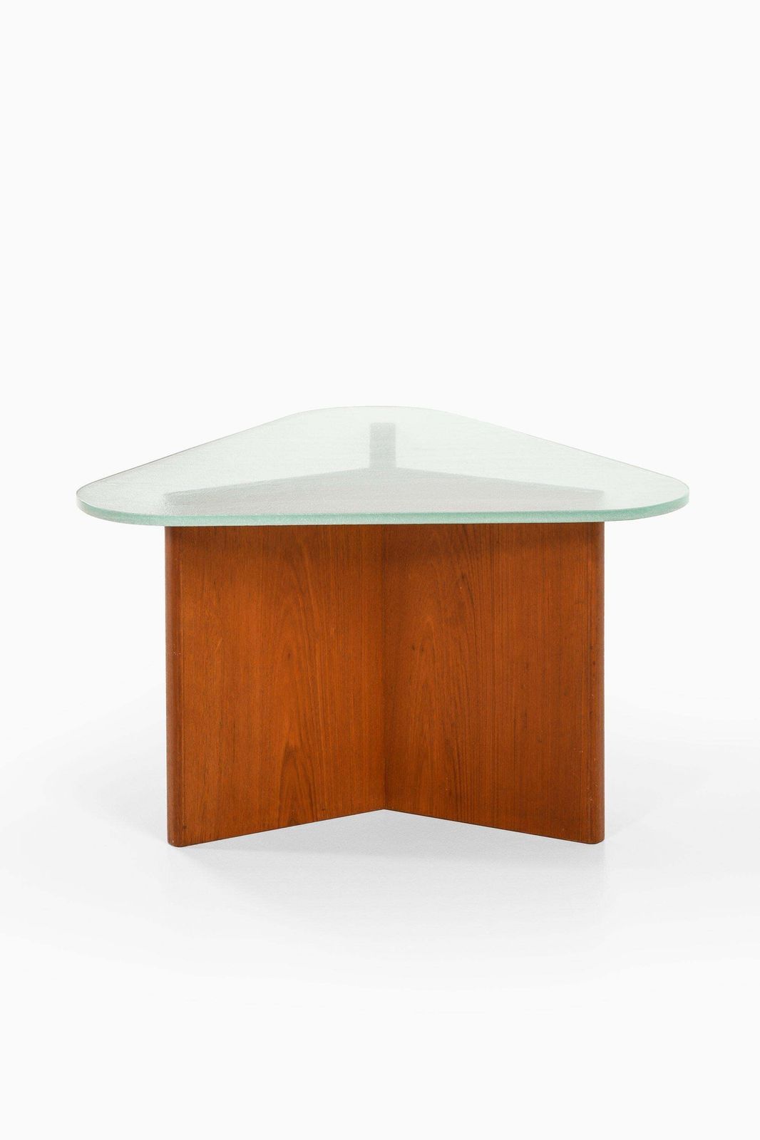 Triangular Coffee Table In Elm And Raw Glass Top By Axel Einar Hjorth, 1940's photo for sale