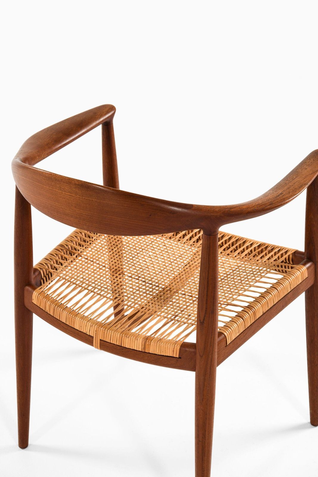 6370.0 Hans Wegner Armchair Model Jh 501 / The Chair Produced By Johannes Hansen photo