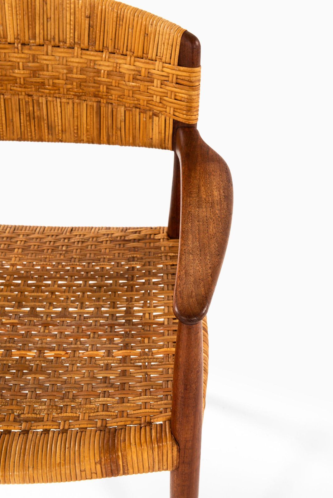 Aksel Bender Madsen & Ejner Larsen Armchair By Cabinetmaker Willy Beck photo for sale