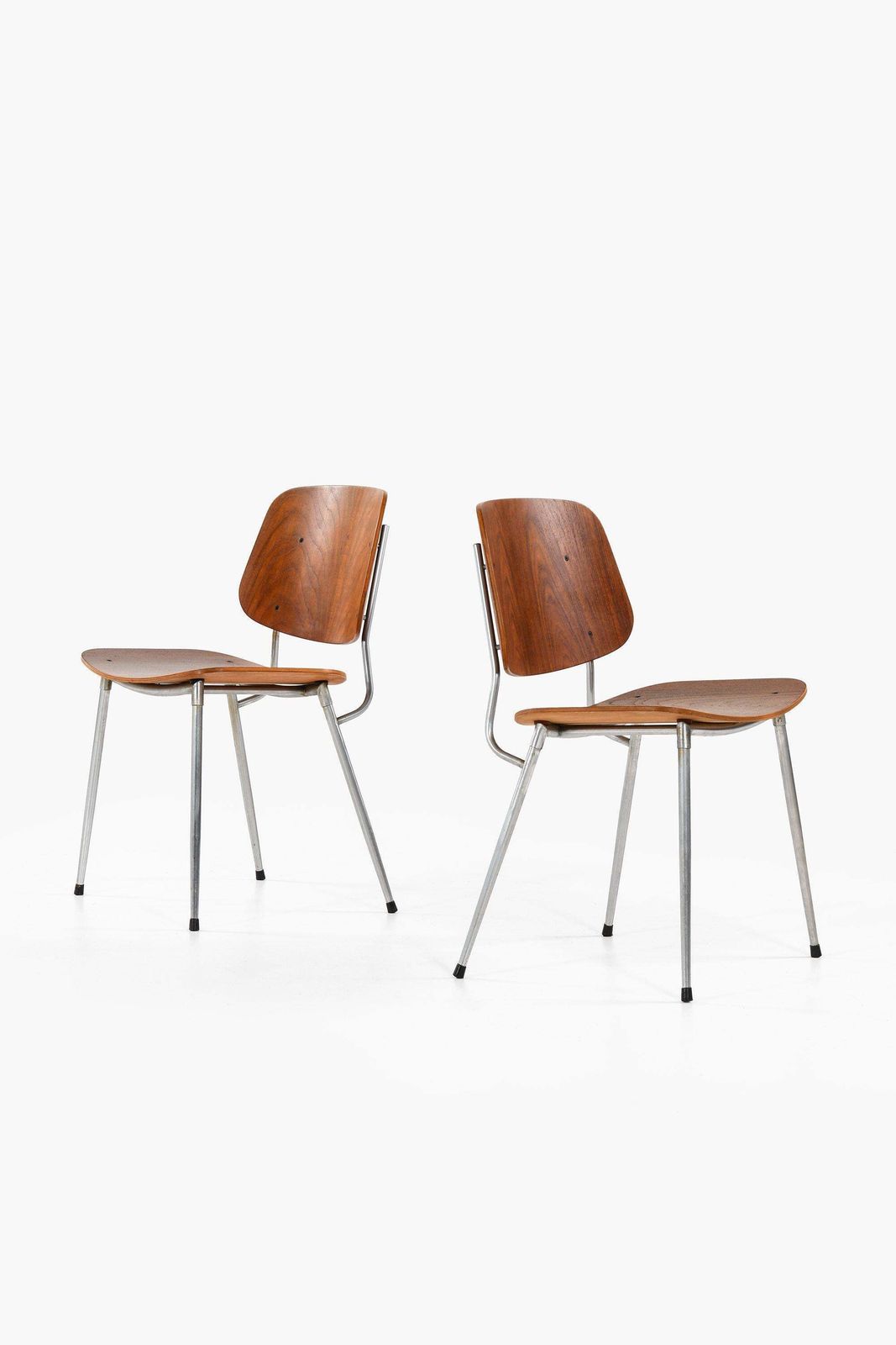 Set Of 6 Dining Chairs And 2 Armchairs In Teak With Steel By Børge Mogensen photo furniture