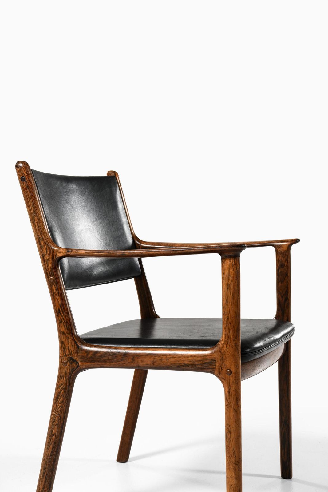 Ole Wanscher Armchairs Model Pj412 Produced By P. Jeppesens Møbelfabrik photo vinterior