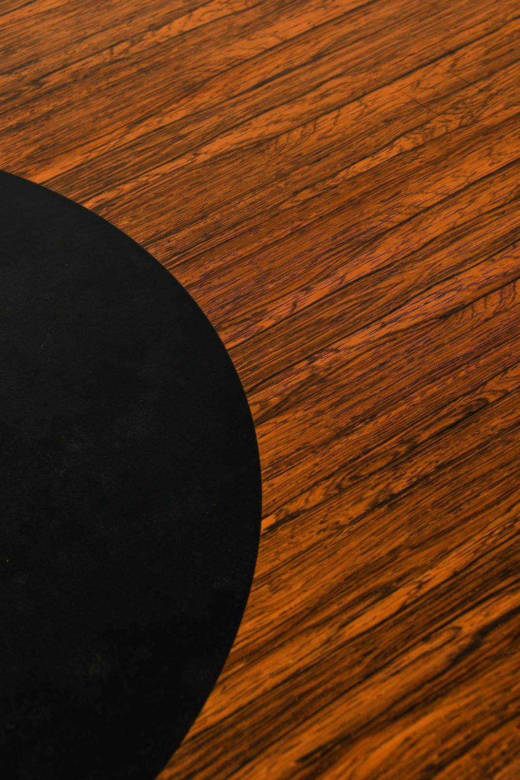 Freestanding Console Table In Rosewood And Formica By Arne Vodder, 1960's photo vinterior