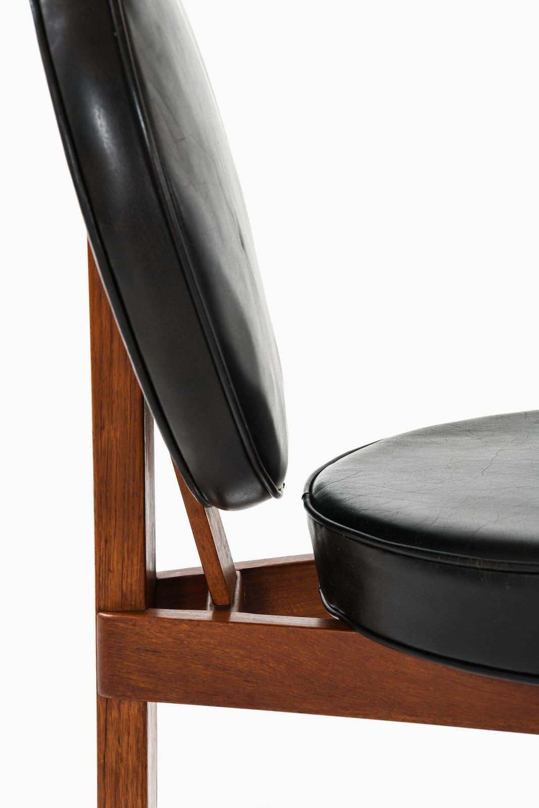 Bent Møller Jepsen Easy Chair With Stool Produced By Sitamo Møbler In Denmark photo Furniture
