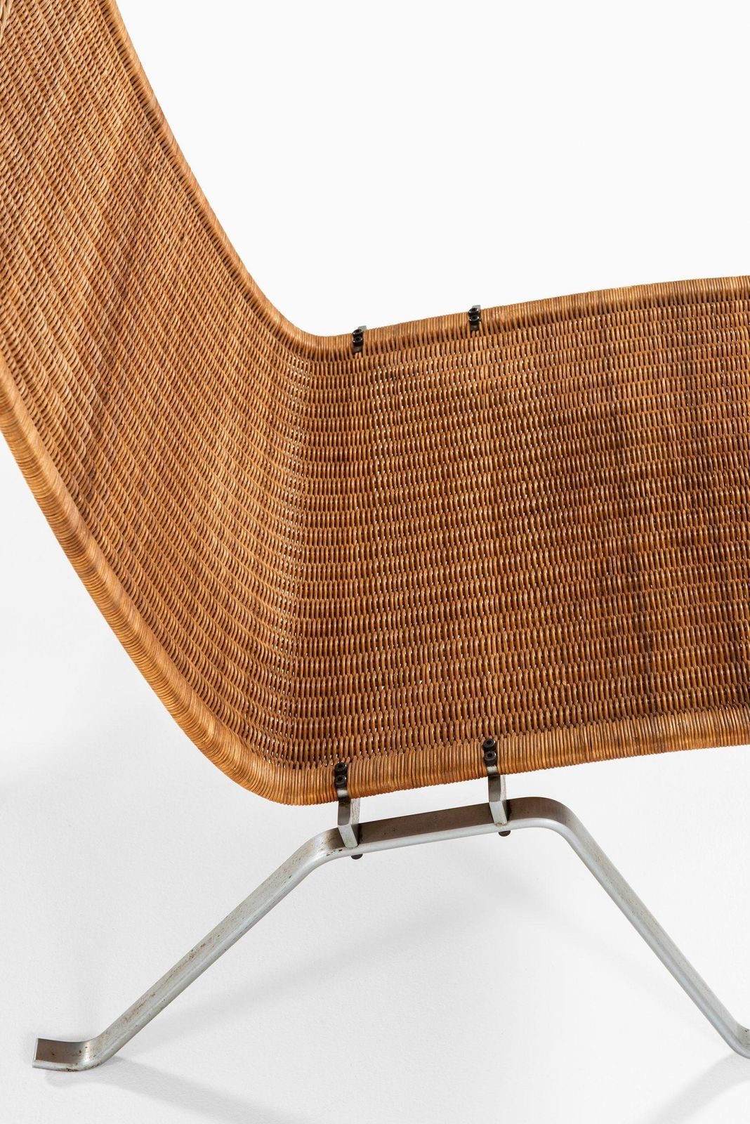 photo for sale Poul Kjærholm Easy Chairs Model Pk 22 Produced By E. Kold Christensen In Denmark