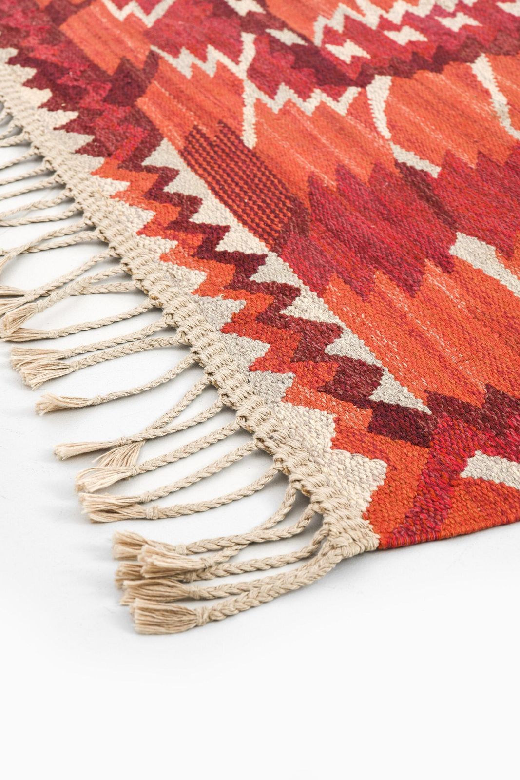 Barbro Nilsson Carpet ‘Strålblomman Röd’ Produced By Märta Måås Fjetterström Ab photo 42467.0