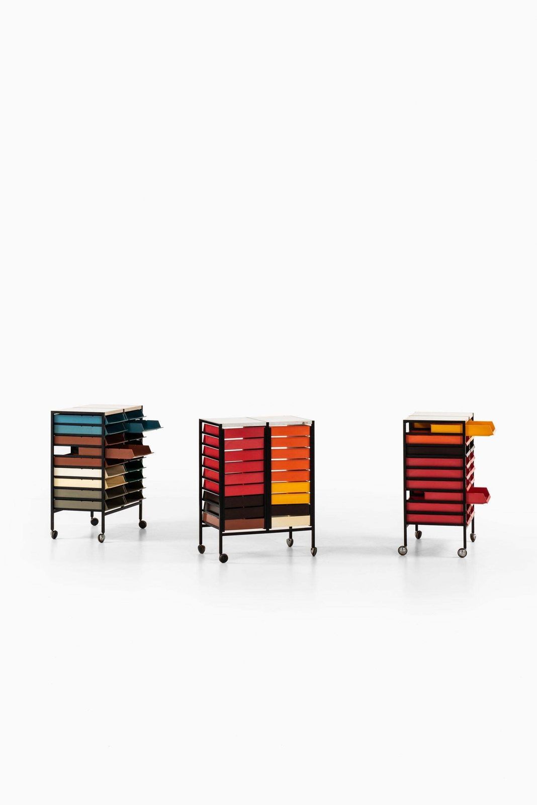 Storage Units Produced By Stil I Stål In Denmark photo 2973.0
