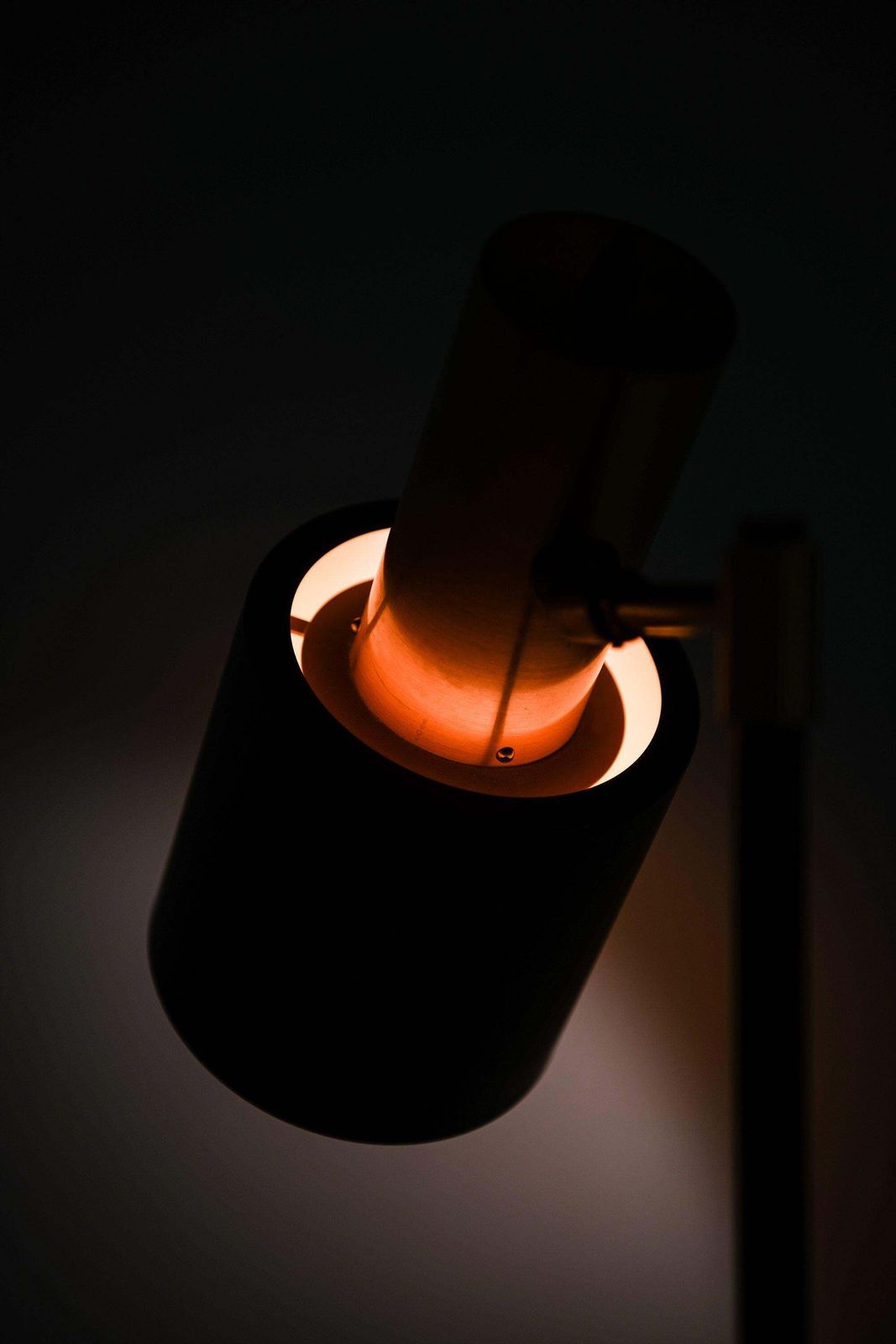 Floor Lamp In Black Lacquered Metal, Copper And Teak By Jo Hammerborg, 1950's photo vinterior