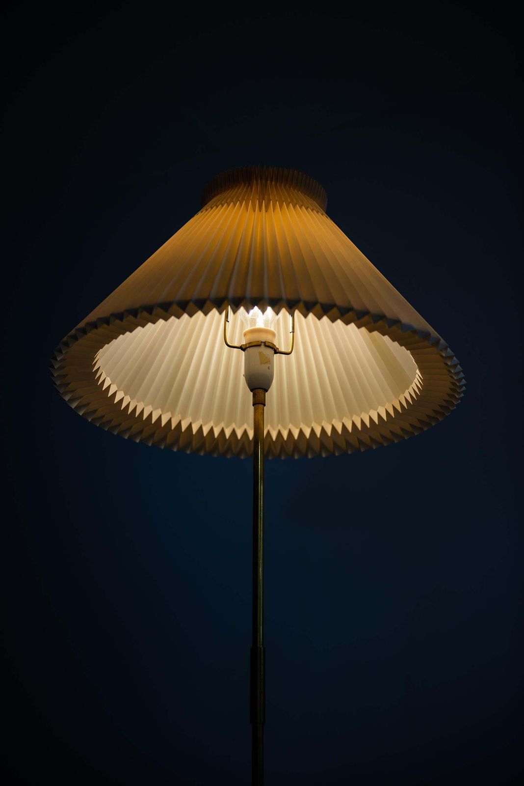 Svend Aage Holm Sørensen Floor Lamp In Brass By Holm Sørensen & Co. In Denmark photo buy