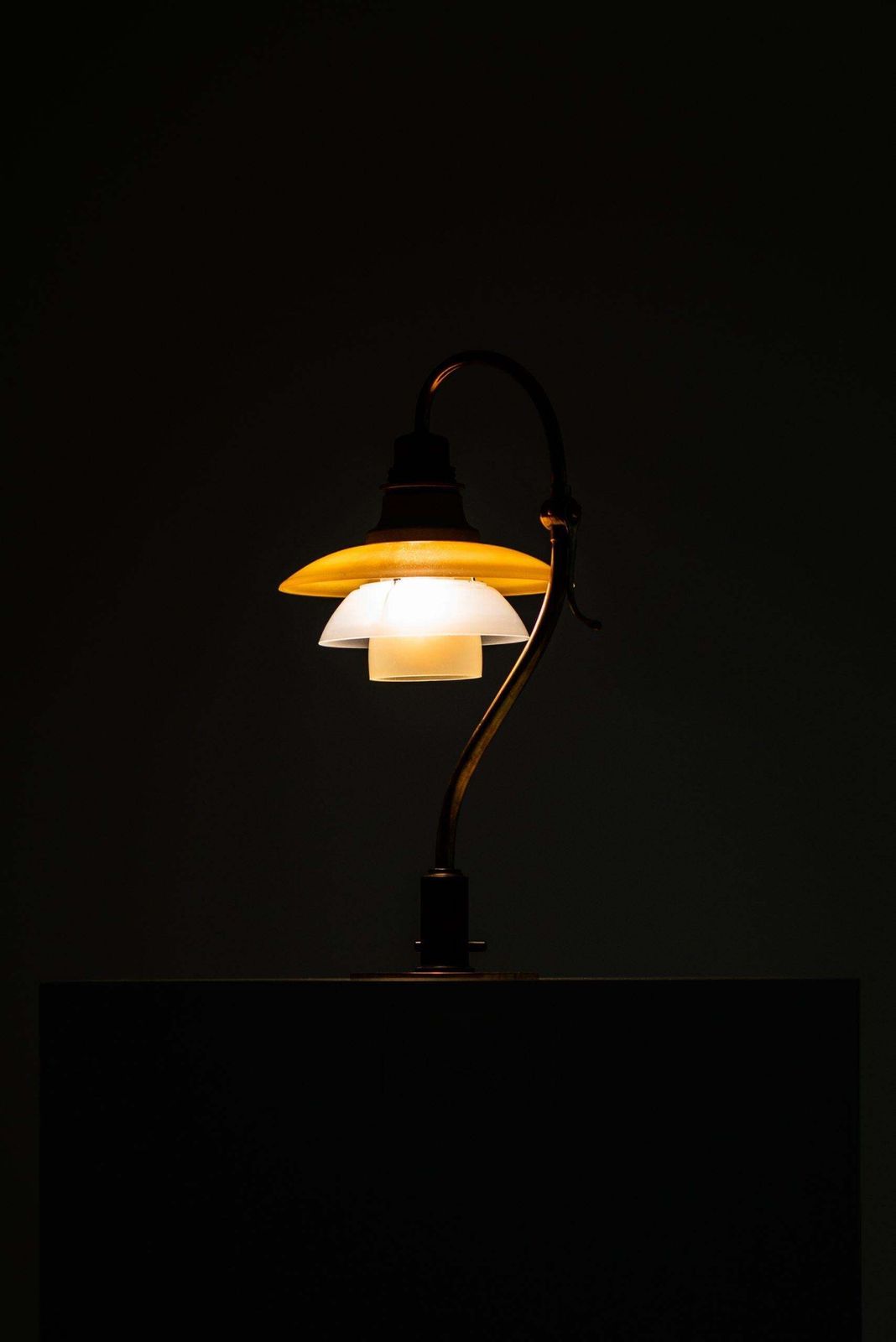 photo furniture Poul Henningsen Table Lamp Model Ph 2/2 Produced By Louis Poulsen In Denmark