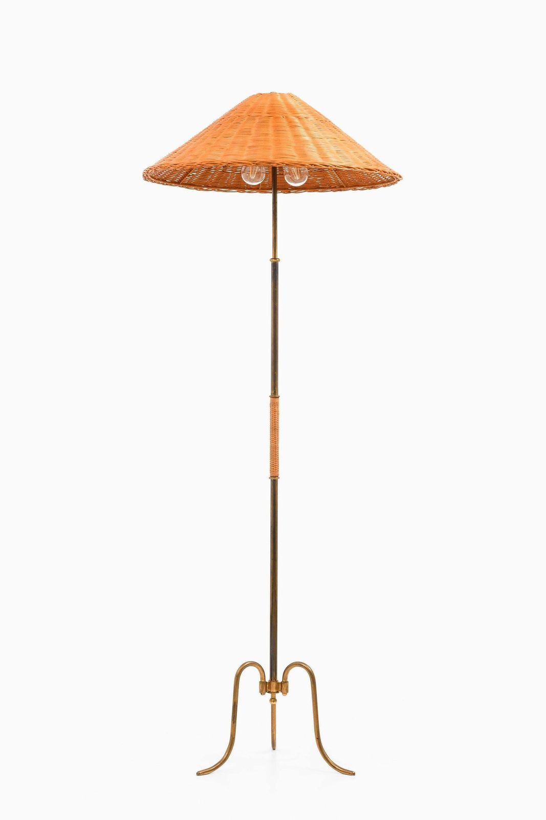 Height Adjustable Floor Lamp In Brass, Woven Cane And Rattan Shade, 1940's photo Lighting