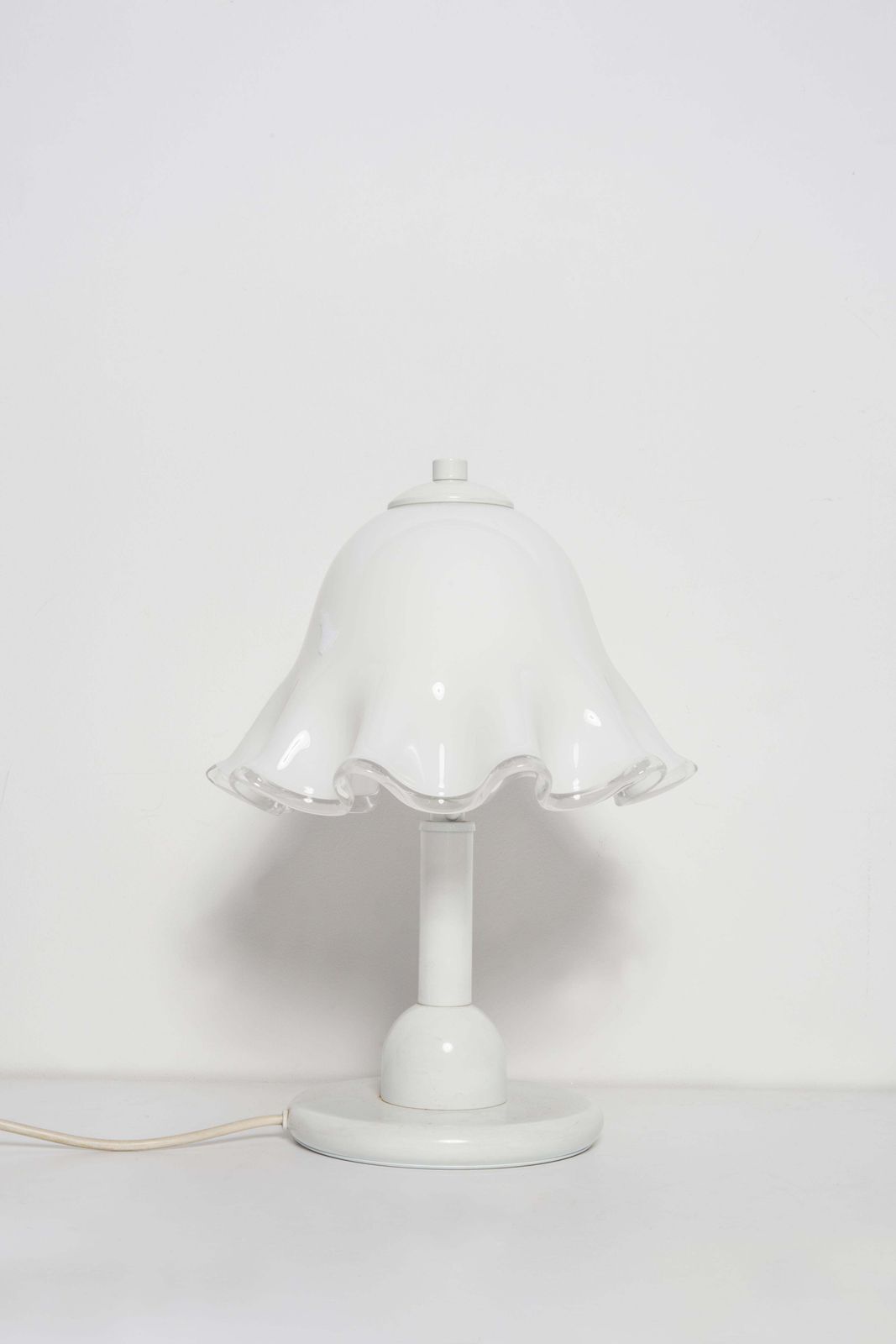 Set Of Two Hollywood Regency Table Lamps, White Flowers, Italy, 1960s photo vintage