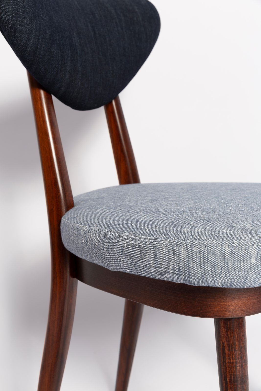 Mid Century Licht  En Donkerblauw Denim Hartstoel, Europa, Ca. Jaren 1960 photo buy