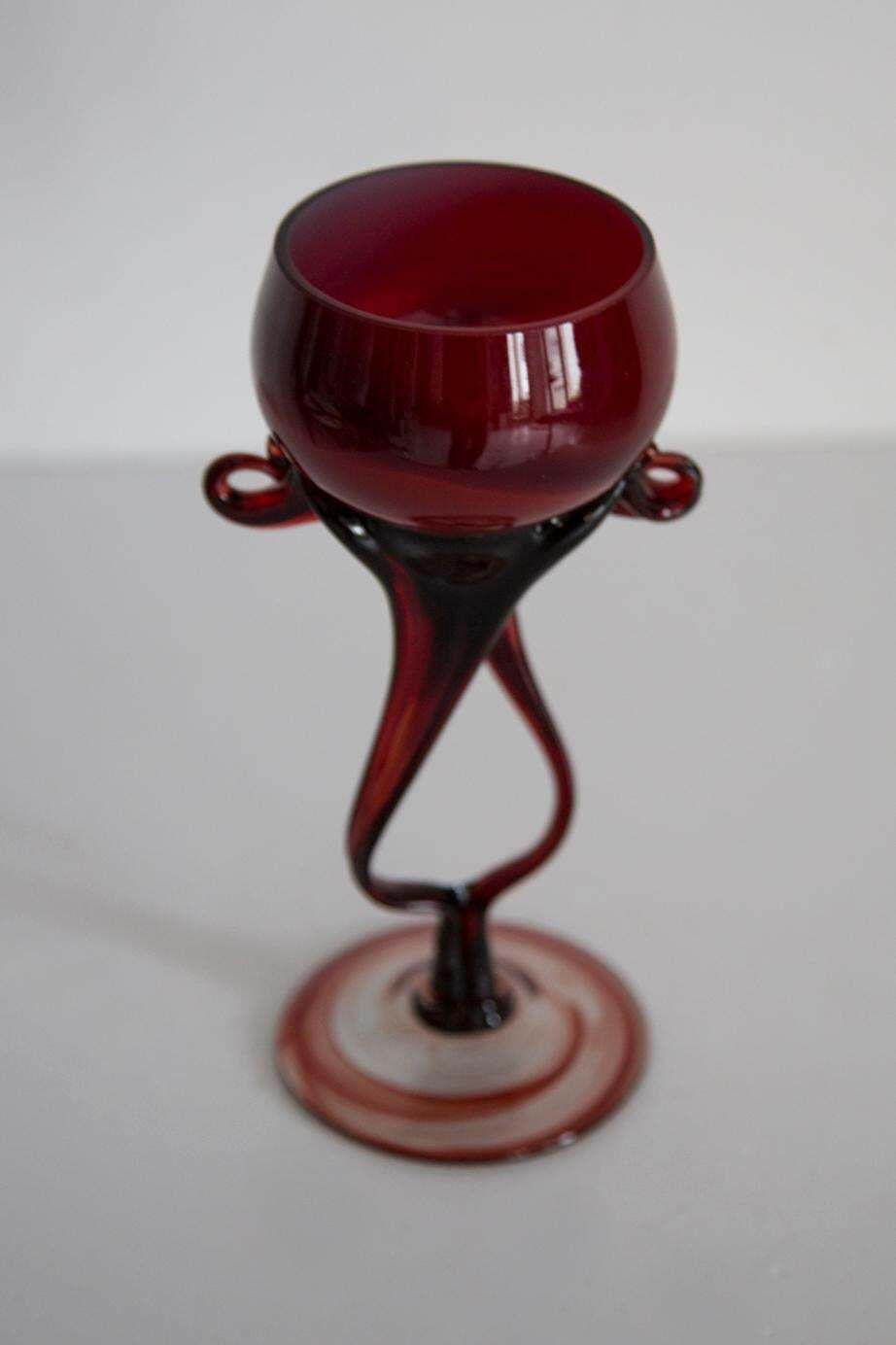 Mid Century Vintage Donkerrood Artistiek Glazen Vaas, Kandelaar, Europa, Jaren 1970 photo vinterior