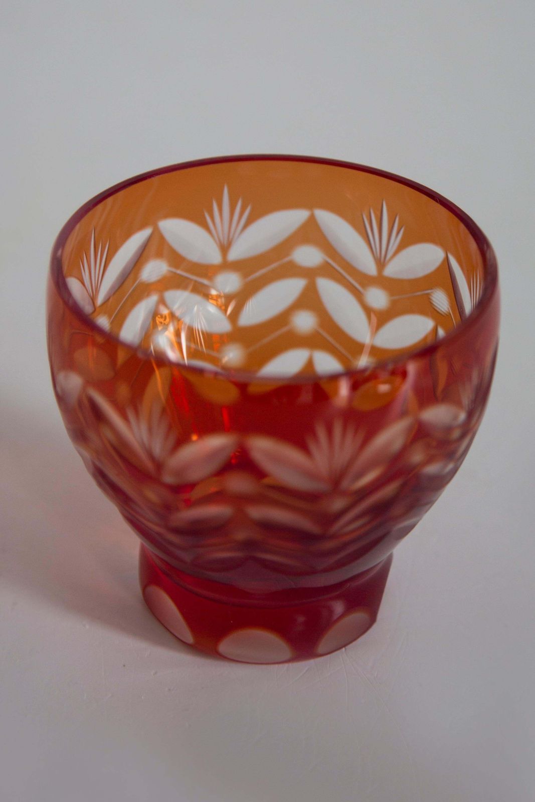 photo furniture Mid Century Vintage Small Orange Red Crystal Vase, 20th Century, Europe, 1960s