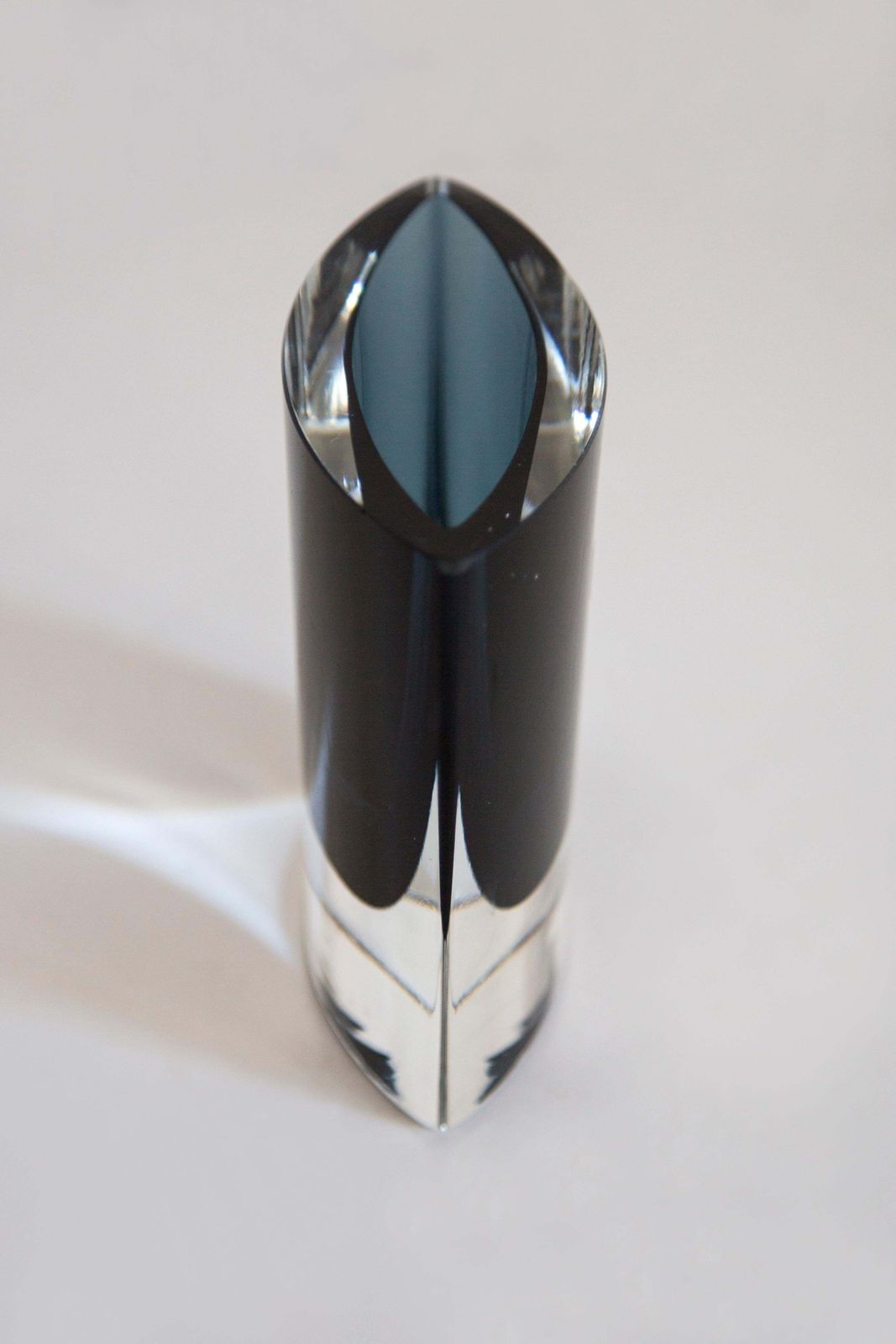 photo furniture Mid Century Vintage Artistic Glass Small Blue Vase, Europe, 1970s