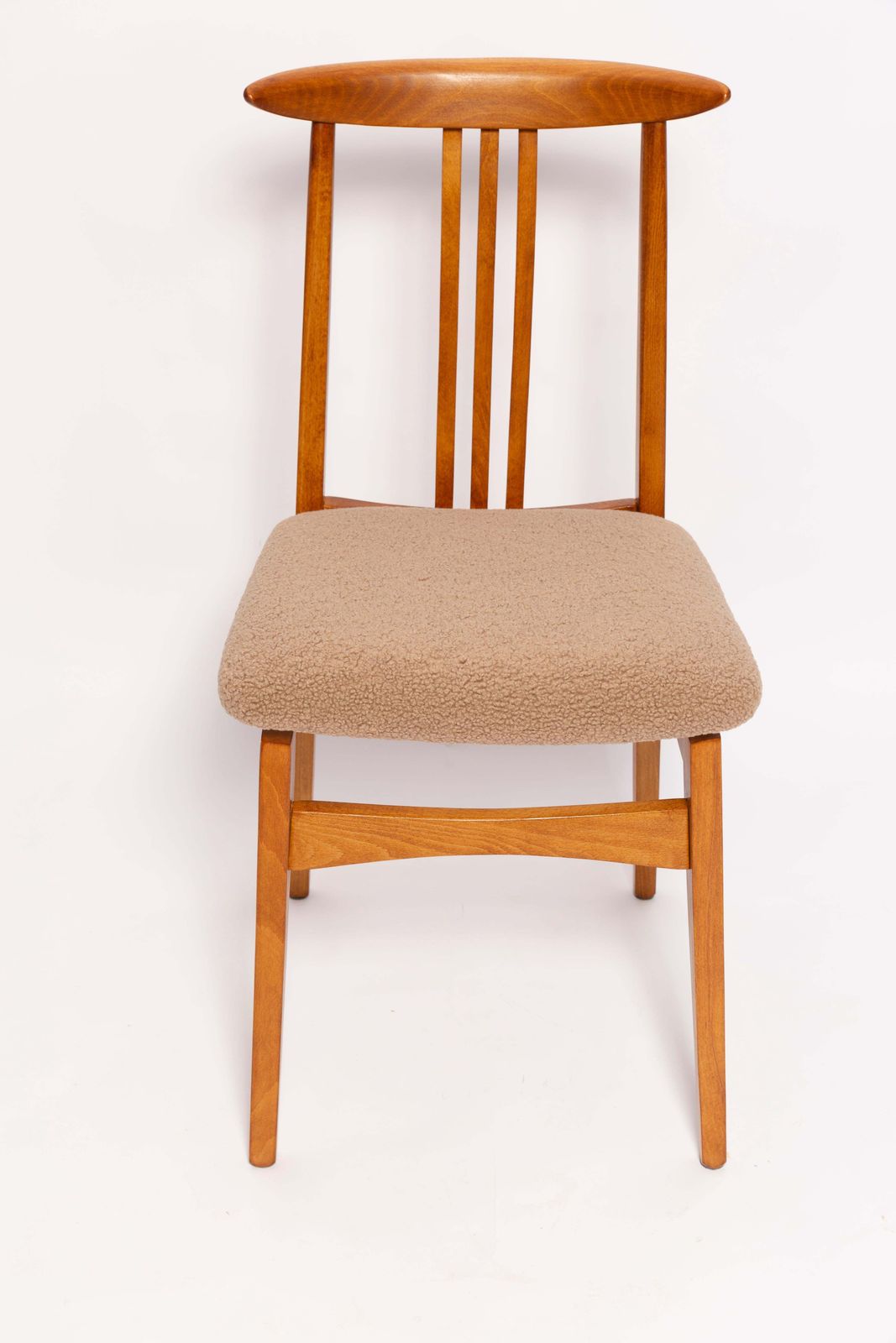 Mid Century Latte Boucle Chair, Medium Wood, M. Zielinski, Europe 1960s photo vintage