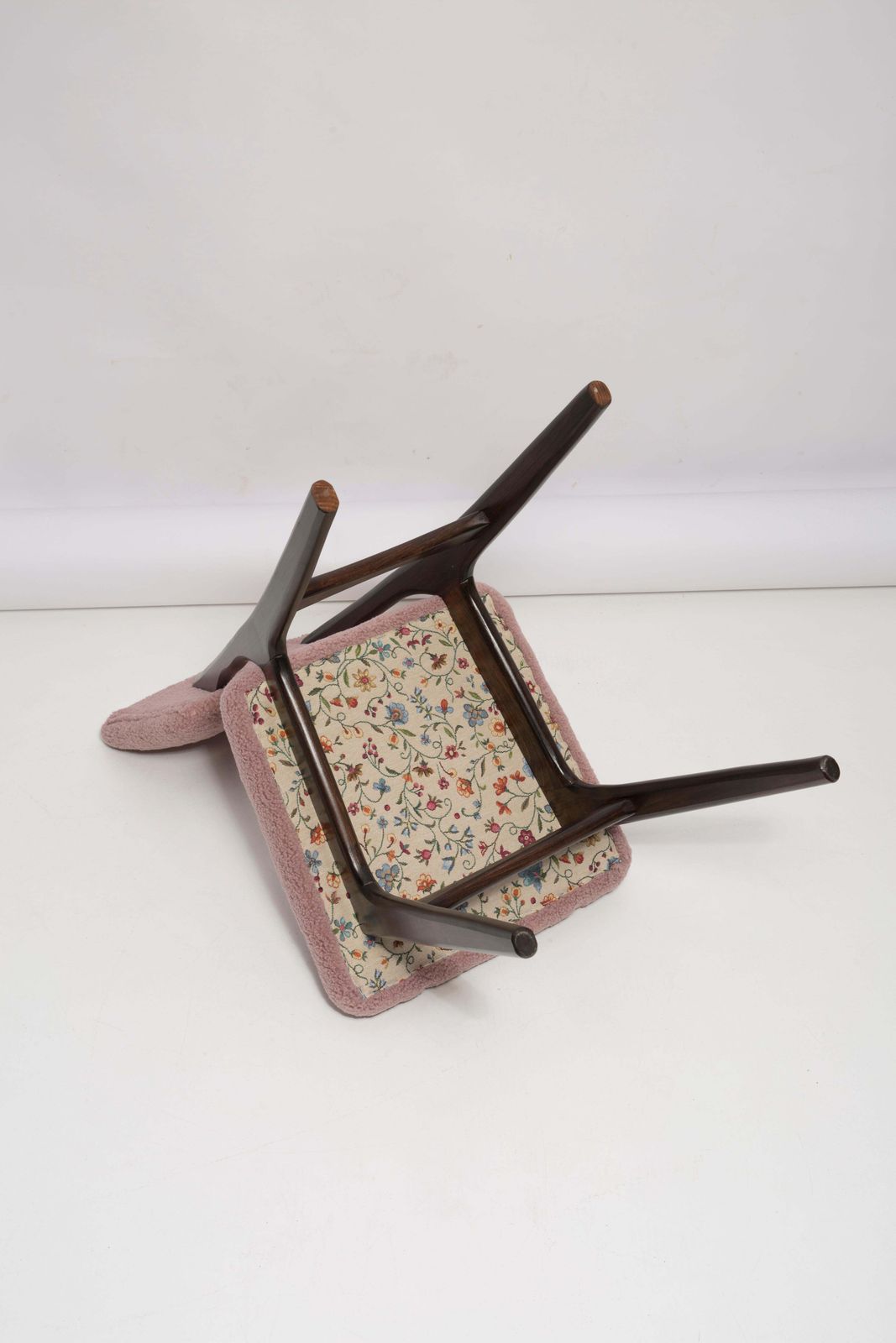 Mid Century Butterfly Dining Chair, Pink Boucle And Walnut Wood, Poland, 1960s photo for sale