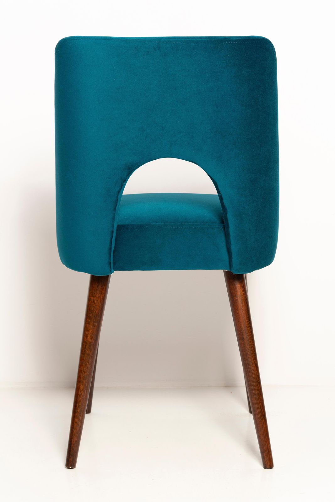 photo furniture Mid Century Emerald Green Velvet 'Shell' Chair, Europe, 1960s