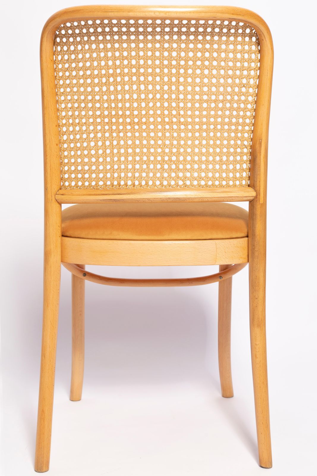 Meubels Mid Century Gele Velours Thonet Hout Rattan Stoel, Europa, Jaren 1960 photo