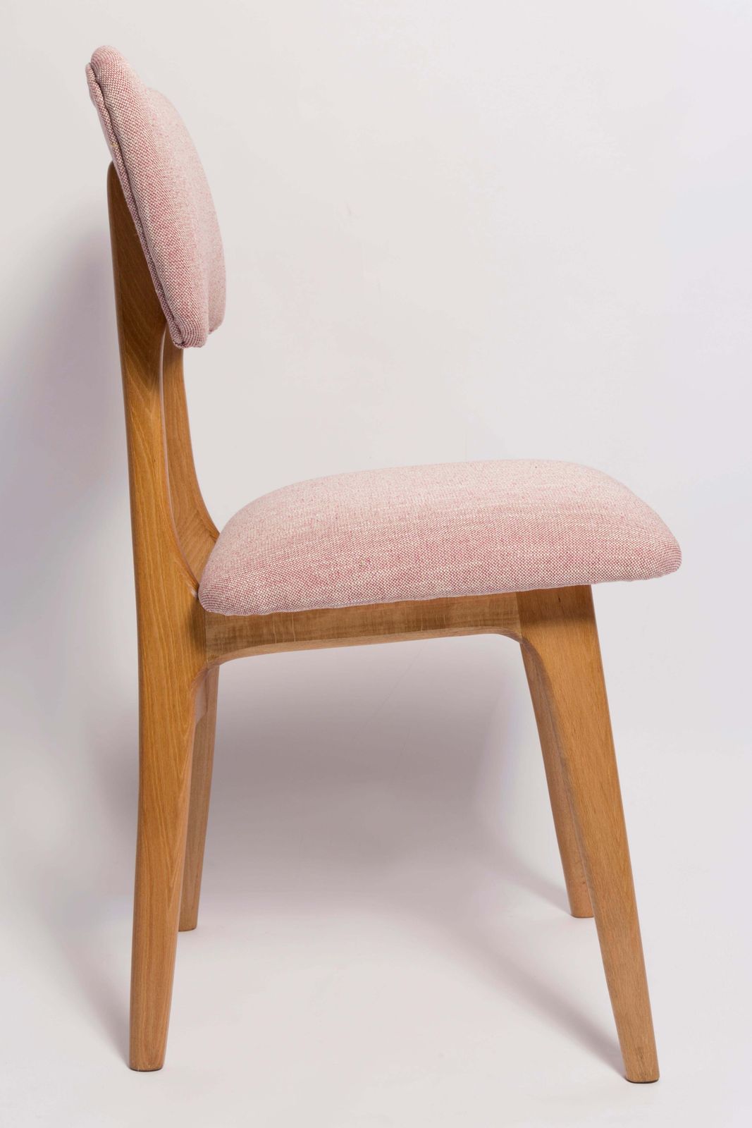 Mid Century Vlindermodel Eetkamerstoel, Roze Linnen, Licht Hout, Europa, Jaren 1960 photo 595.0