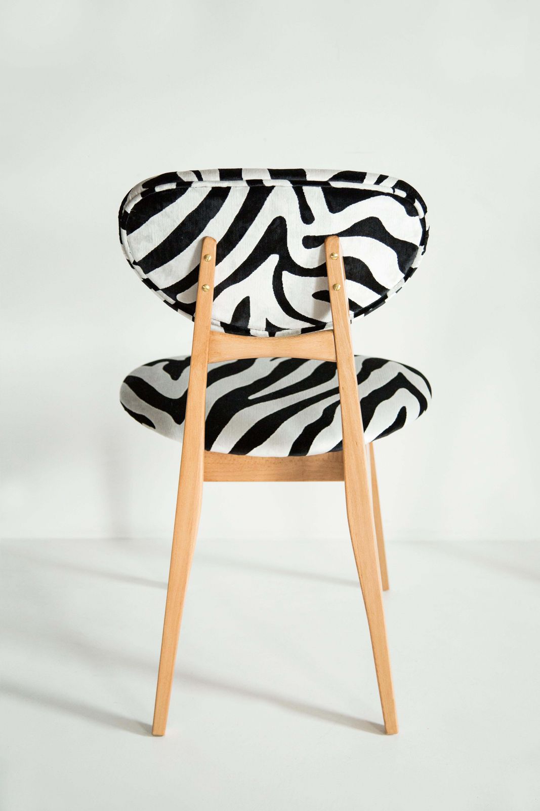 Mid Century Zebra Chair, Type 200/128, By J. Kedziorek, Europe, 1960s photo vinterior