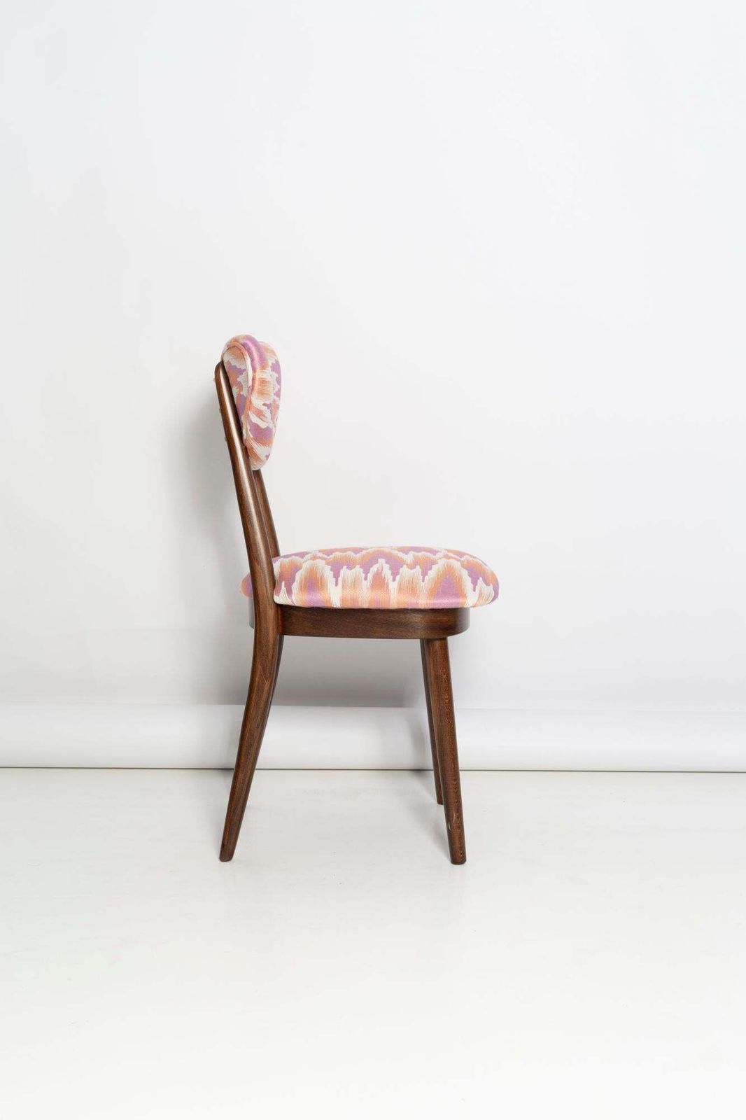 Mid Century Heart Chair In Pink Fandango Jacquar, Dedar, Europe, 1960s photo vinterior