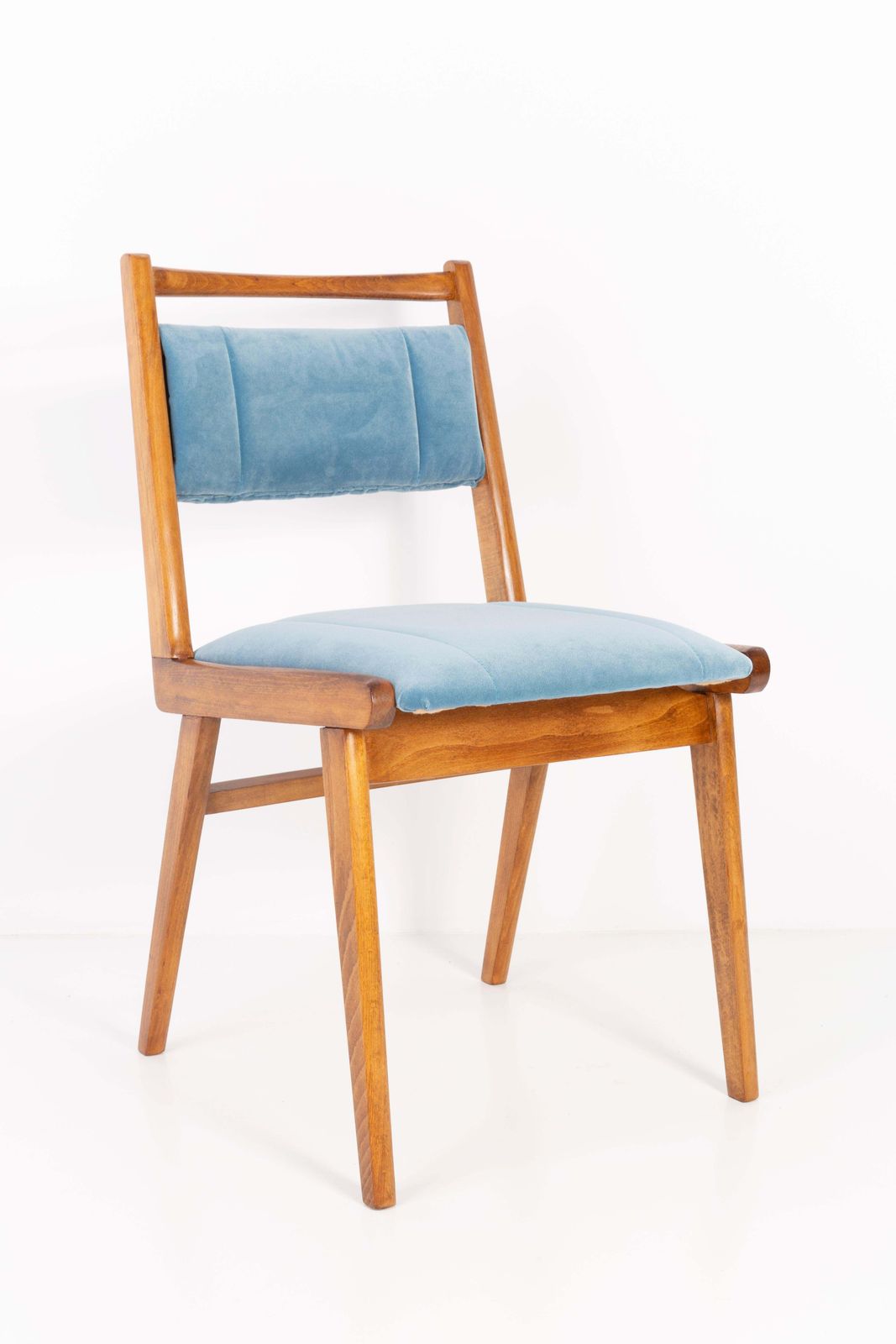 Paar 20e Eeuwse Blauwe Fluwelen Stoelen, Polen, Jaren 1960 photo Meubels