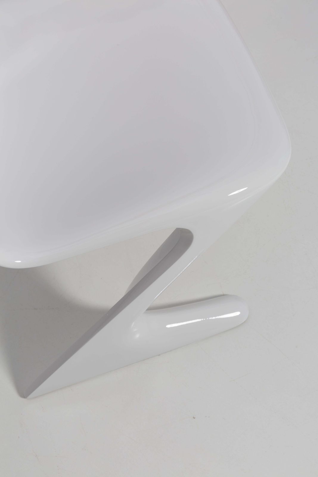 White Glossy Kangaroo Chair Designed By Ernst Moeckl, Germany, 1960s photo 1020.0