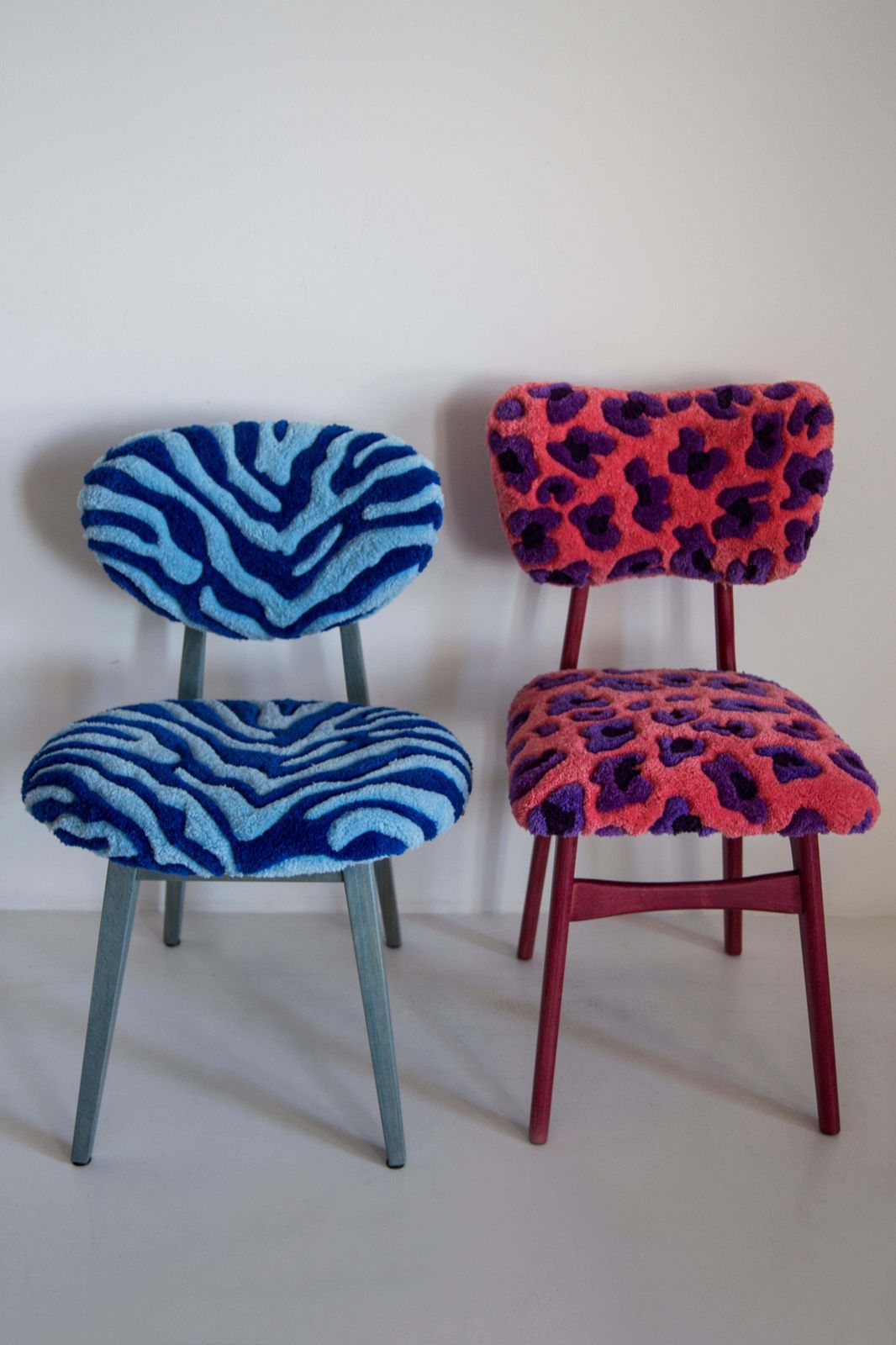 Mid Century Fauteuil, Handmatig Getuft In Blauw Zebrawol, Europa, Ca. Jaren 1960 photo buy