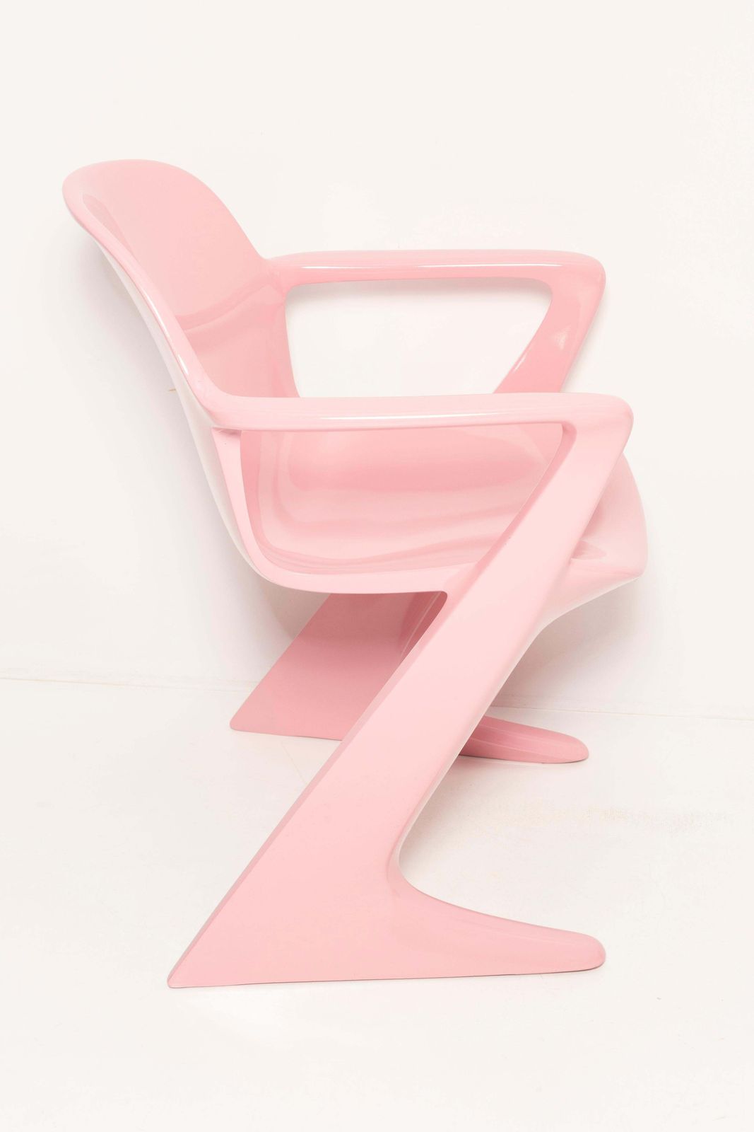 Mid Century Light Pink Kangaroo Chair Designed By Ernst Moeckl, Germany, 1968 photo vintage