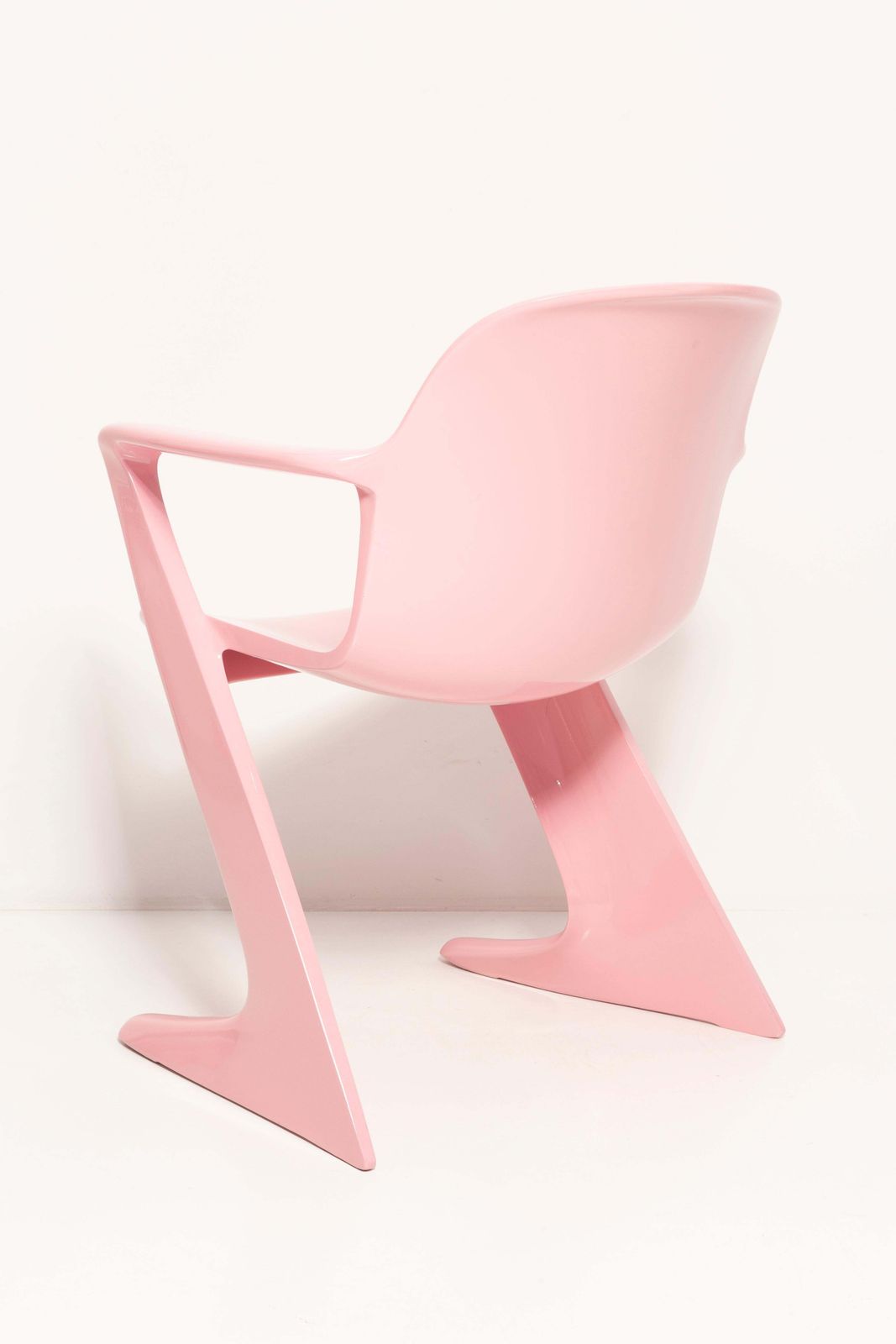 photo vinterior Mid Century Lichtroze Kangaroo Chair, Ontwerp Ernst Moeckl, Duitsland, 1968